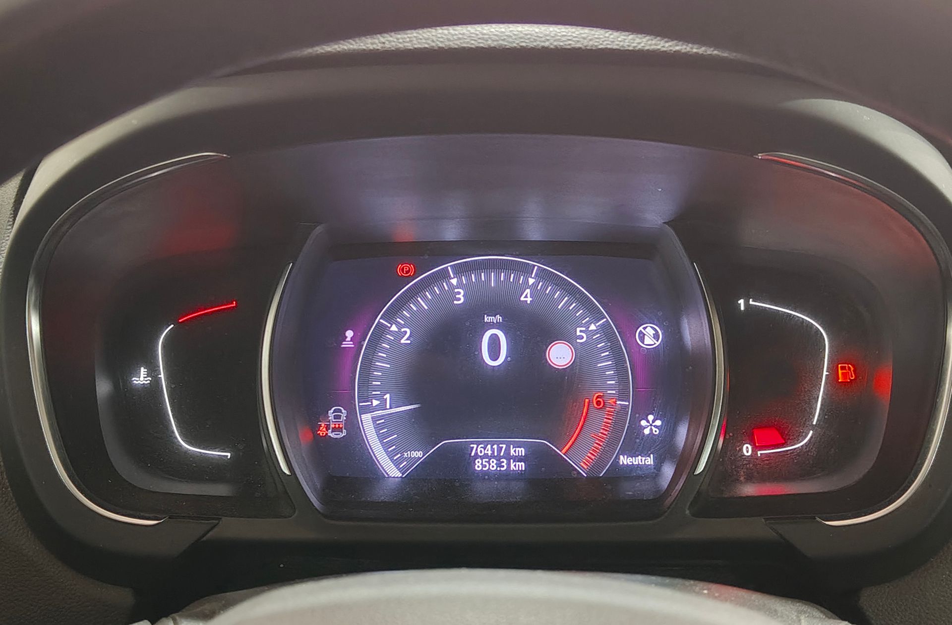 Renault Scénic Zen TCe GPF - foto 24