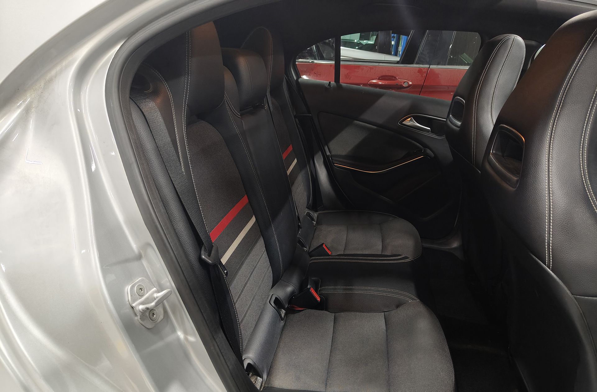 Mercedes-Benz Clase A 180 CDI Urban - foto 15