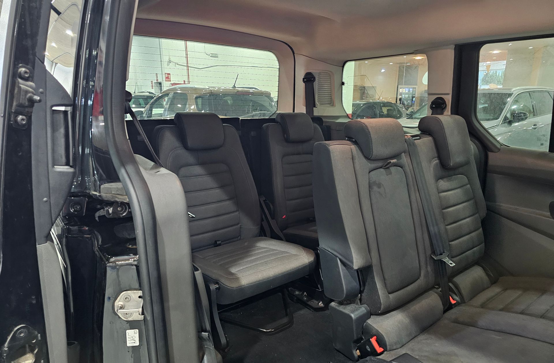 Ford Tourneo Connect 1.5 TDCi Titanium 7 plazas - foto 6