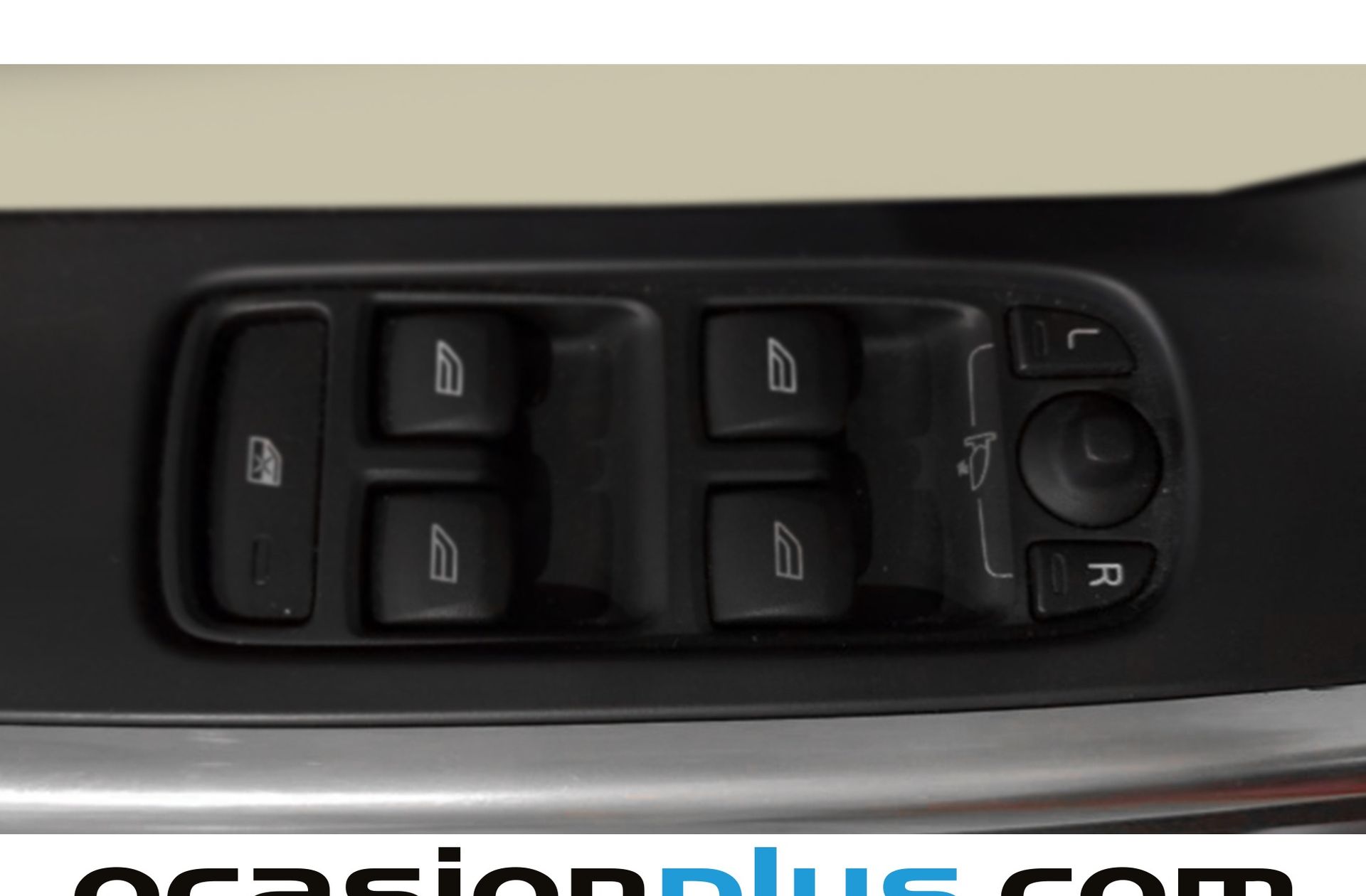 Volvo S60 D3 Momentum - foto 35