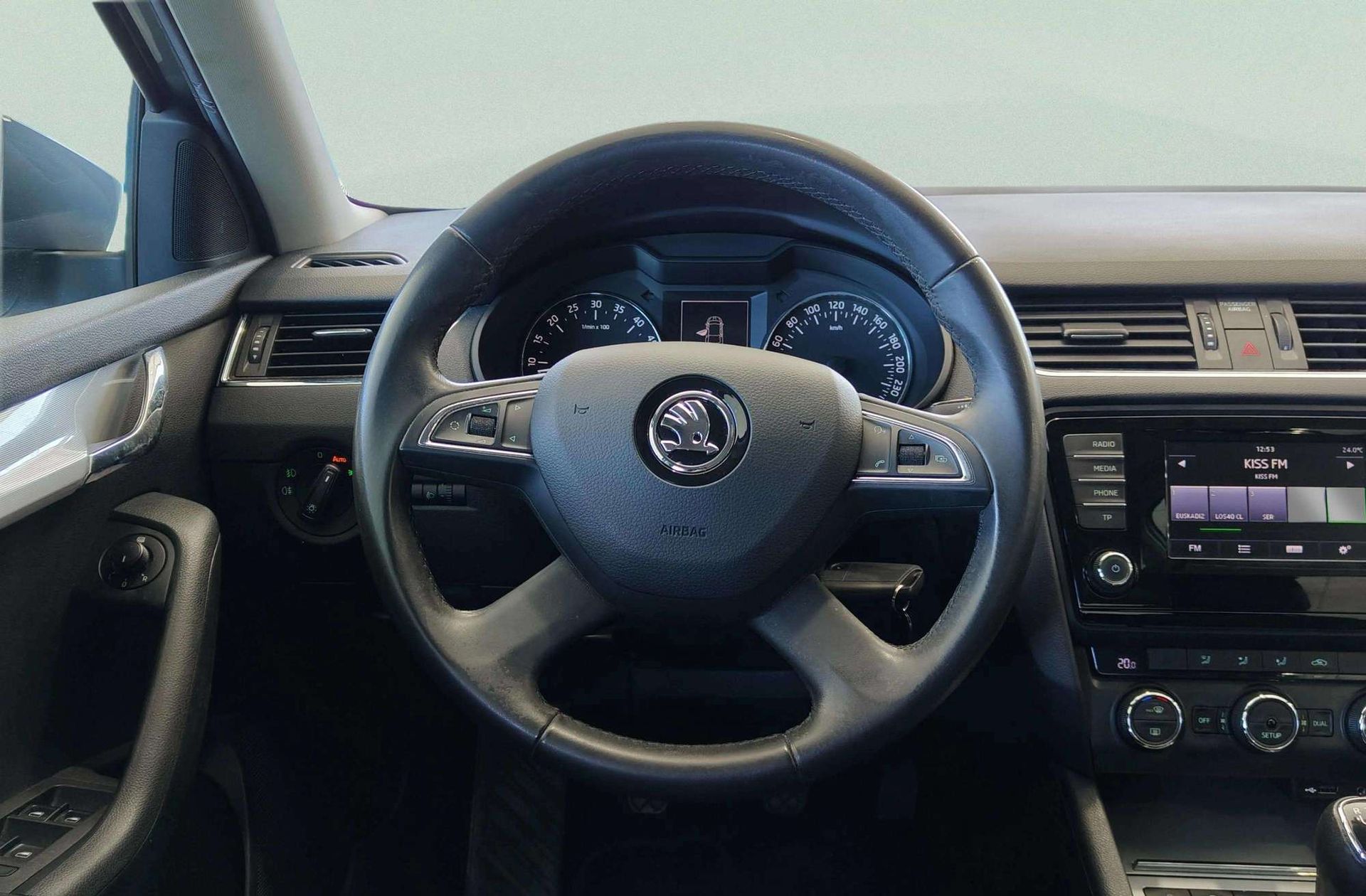 Škoda Octavia 1.6 TDI CR Ambition - foto 19