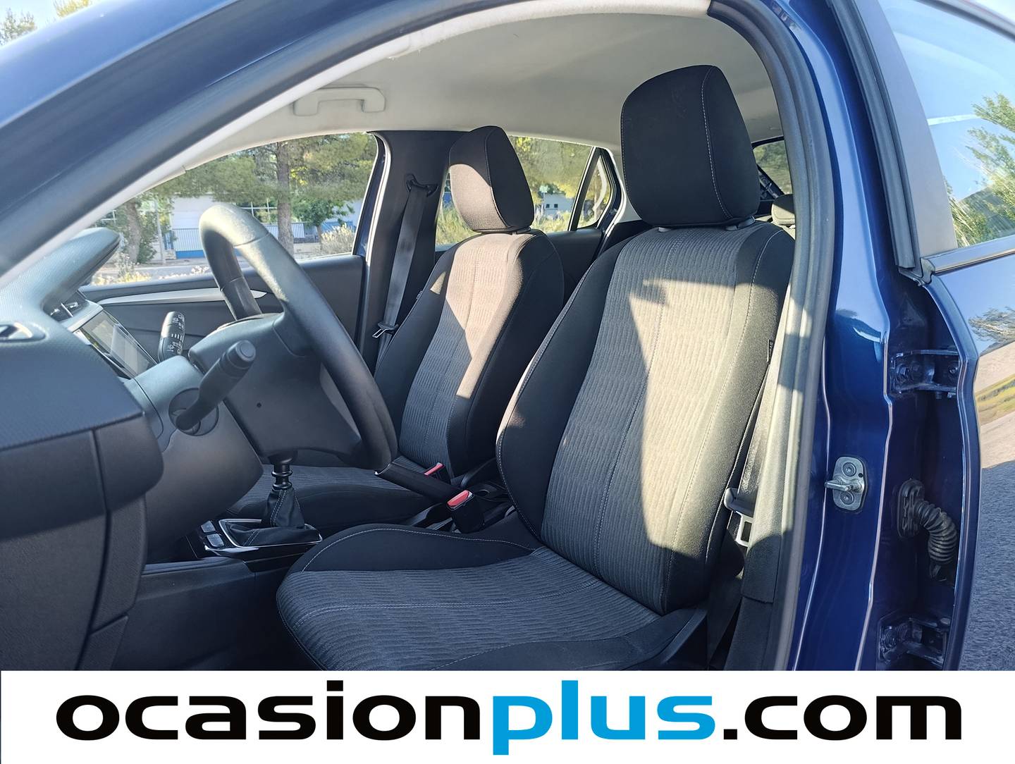Foto asientos delanteros Opel Corsa Opel Corsa 1.5D DT Edition  (102 CV)