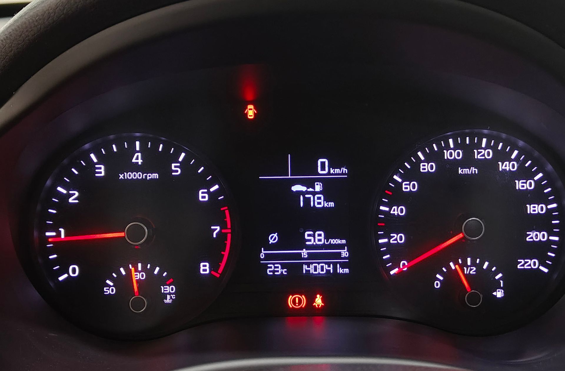 Kia Rio 1.0 T-GDi Drive - foto 22