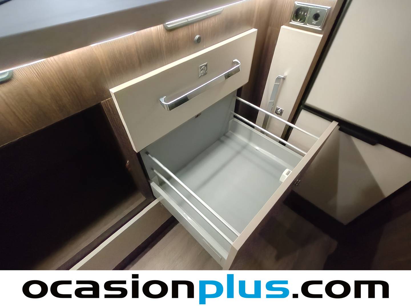 Foto Benimar Benivan Benimar Benivan Tessoro 481 (170 cv)