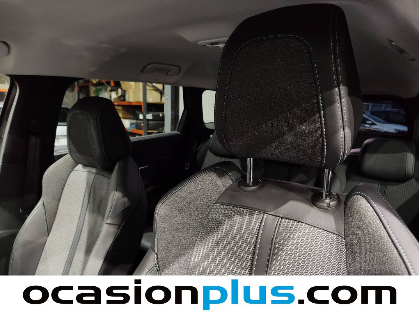 Foto Peugeot 5008 Peugeot 5008 PureTech 130 S&S Allure EAT8 (130 CV)