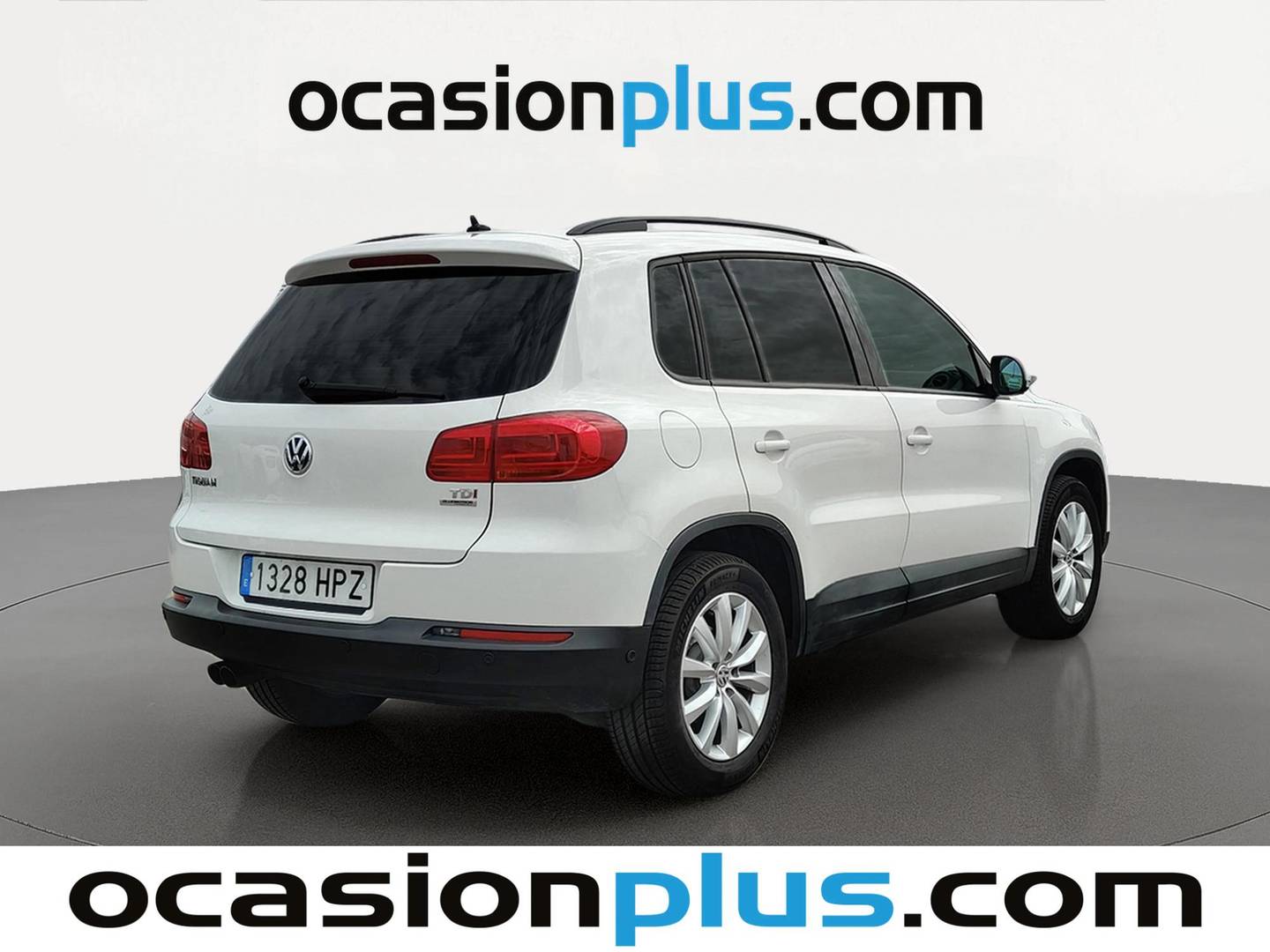 Foto trasera Volkswagen Tiguan Volkswagen Tiguan T1 2.0 TDI BMT 4x2 (110 CV) derecha
