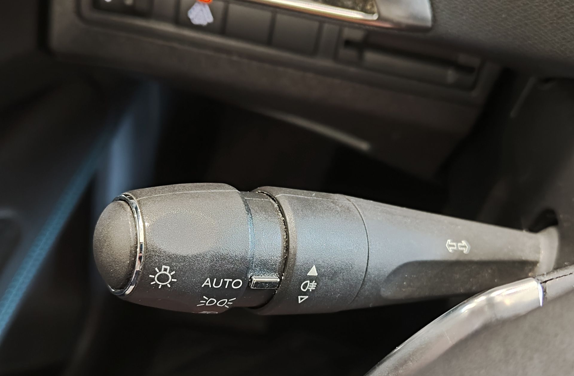 Peugeot 3008 136 Allure Pack eDCS6 - foto 25