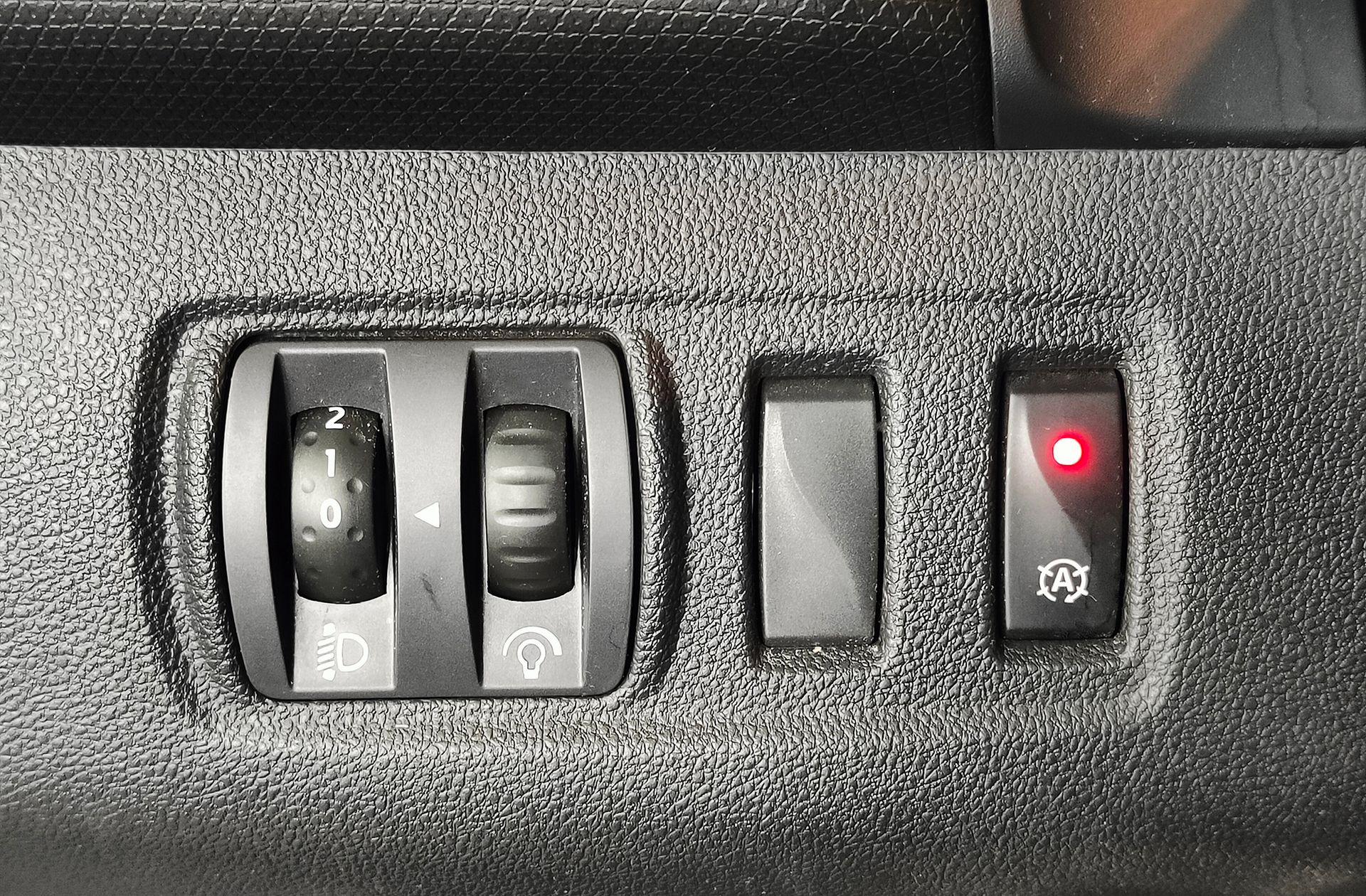 Renault Clio Limited Energy TCe - foto 22
