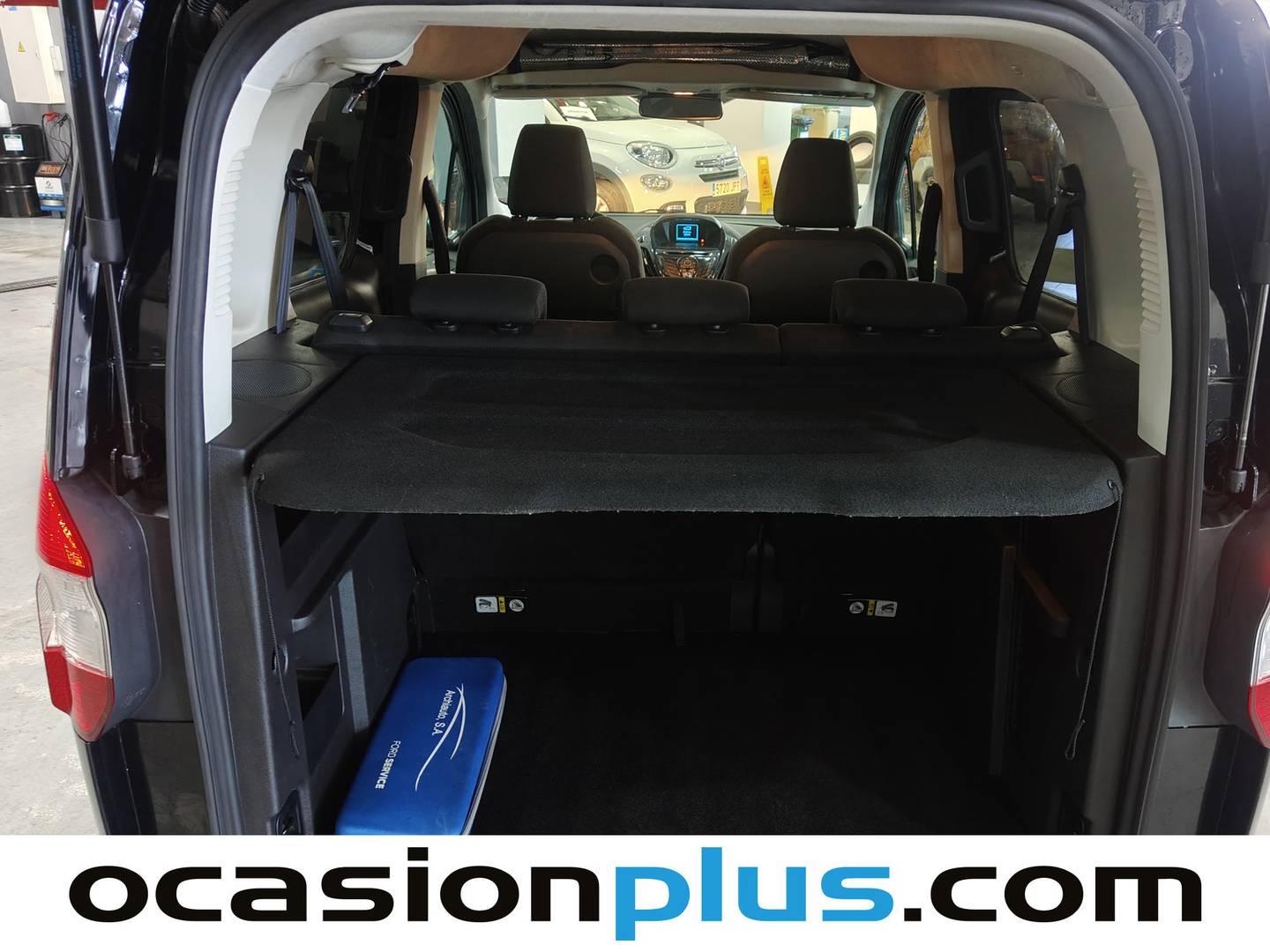 Fotos maletero Ford Tourneo Courier Ford Tourneo Courier 1.0 EcoBoost Sport (100 CV)