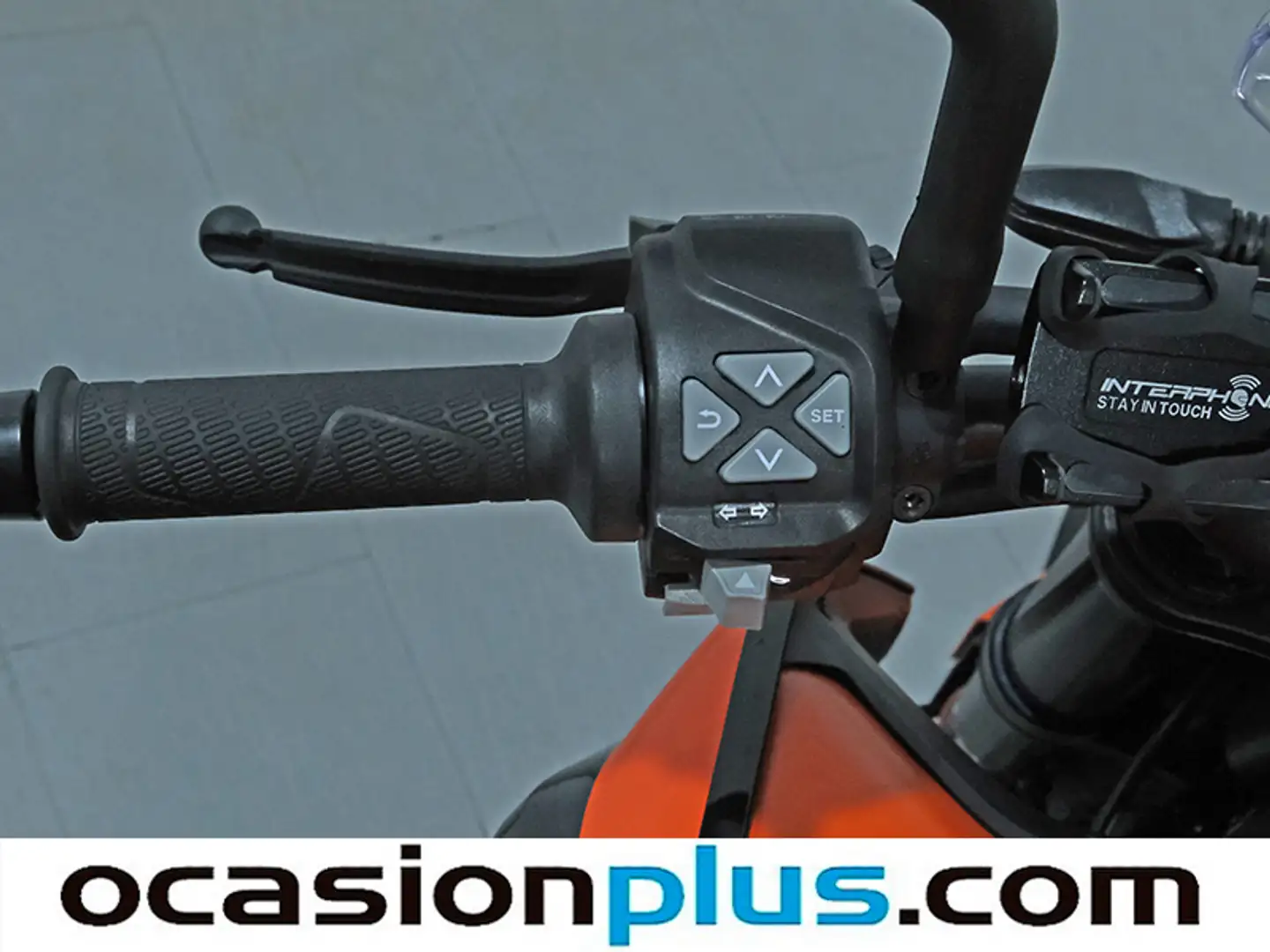 Foto KTM 890 DUKE L KTM 890 DUKE L 890 DUKE L (95 Cv)