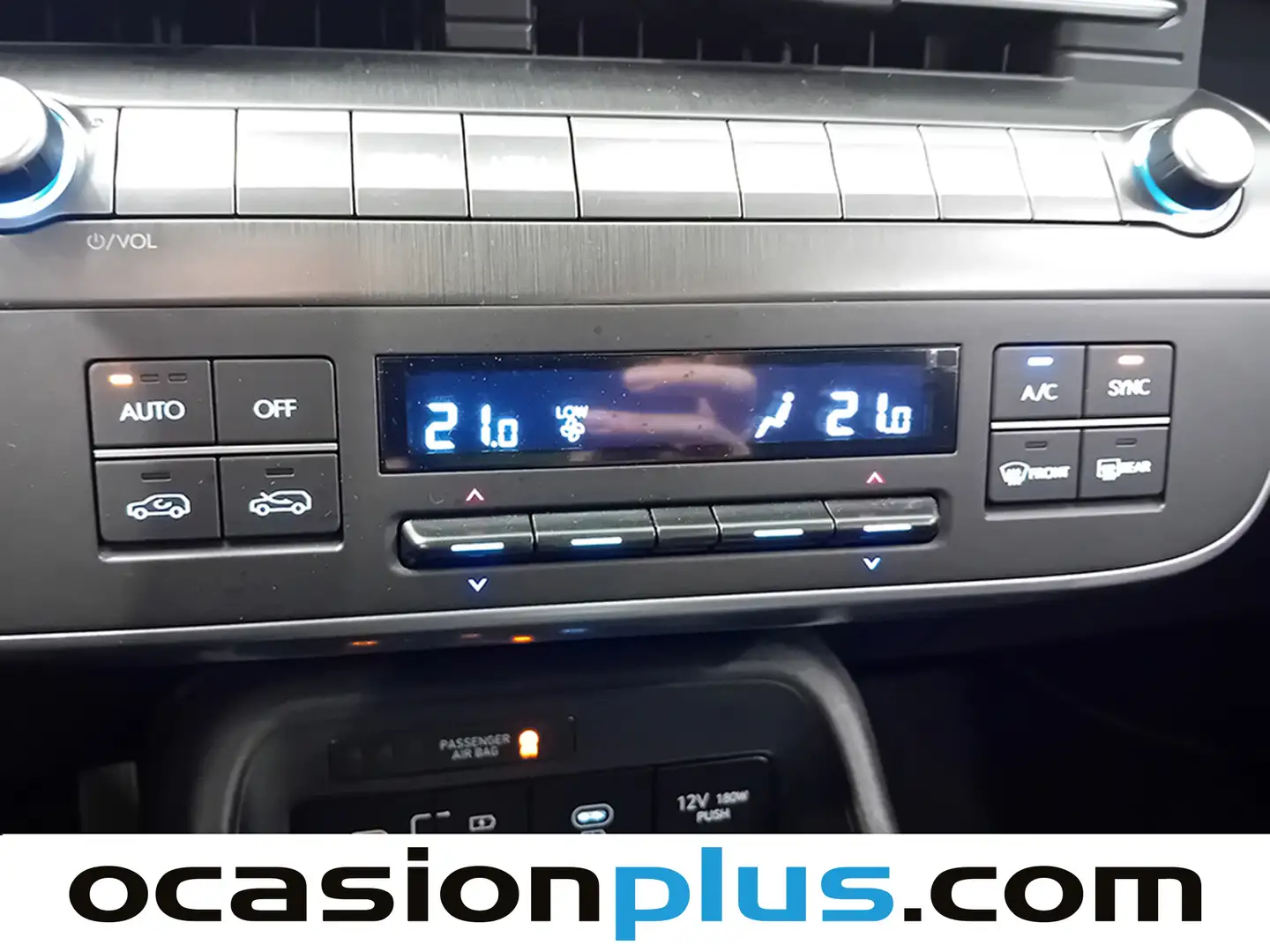 Foto Hyundai Kona Hyundai Kona 1.0 TGDi Maxx 4x2 (120 CV)