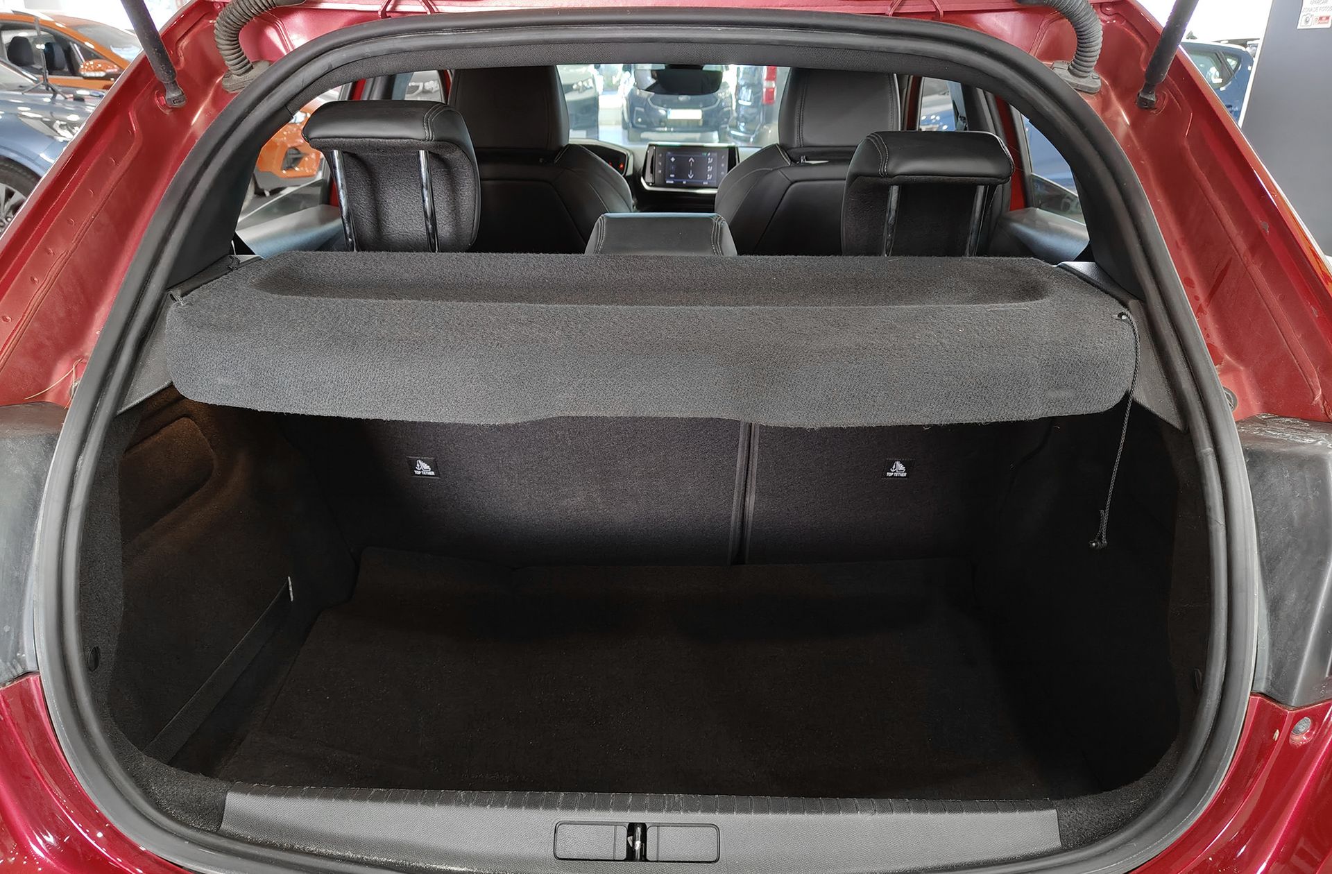 Peugeot 208 PureTech 100 GT EAT8 - foto 17