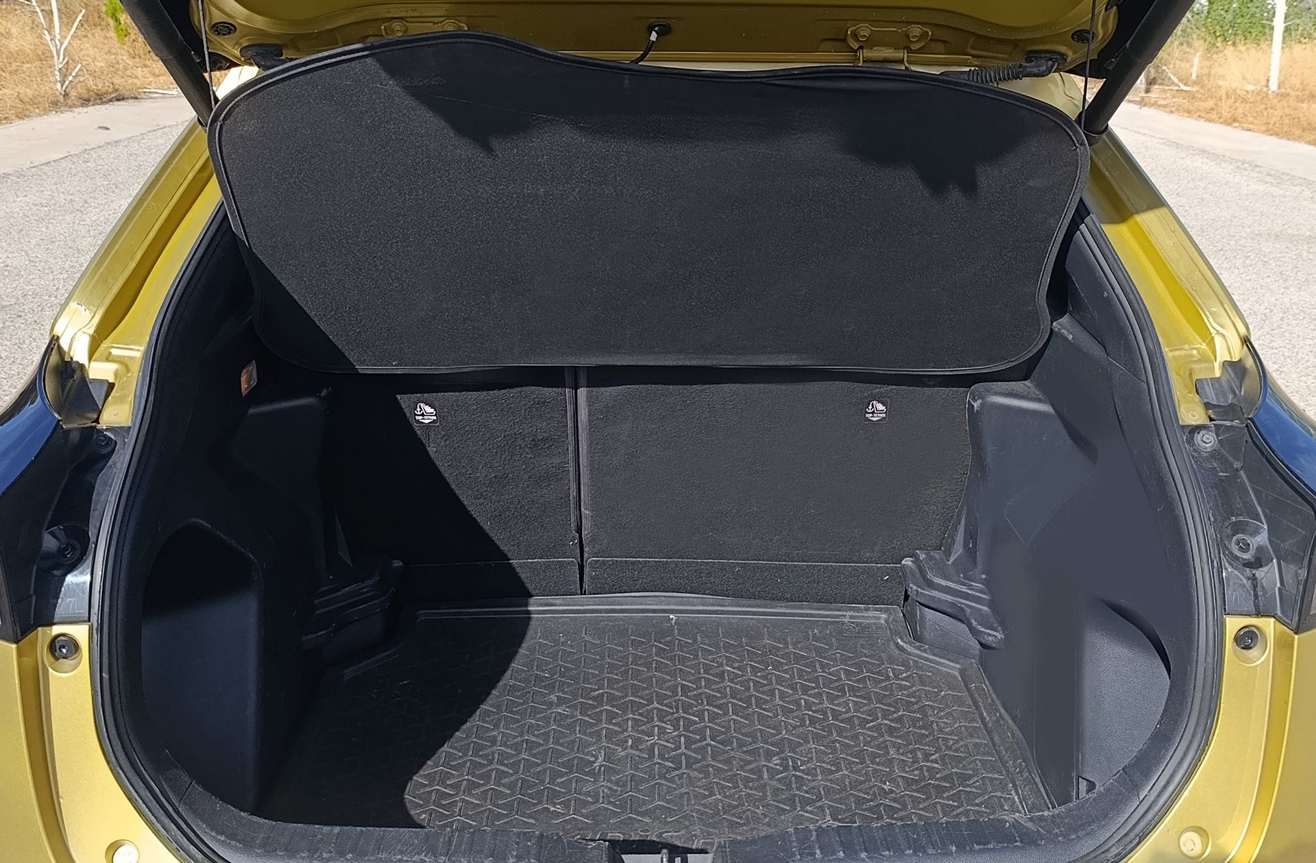 Toyota Yaris Cross 120H Active Tech Pack Confort - foto 14
