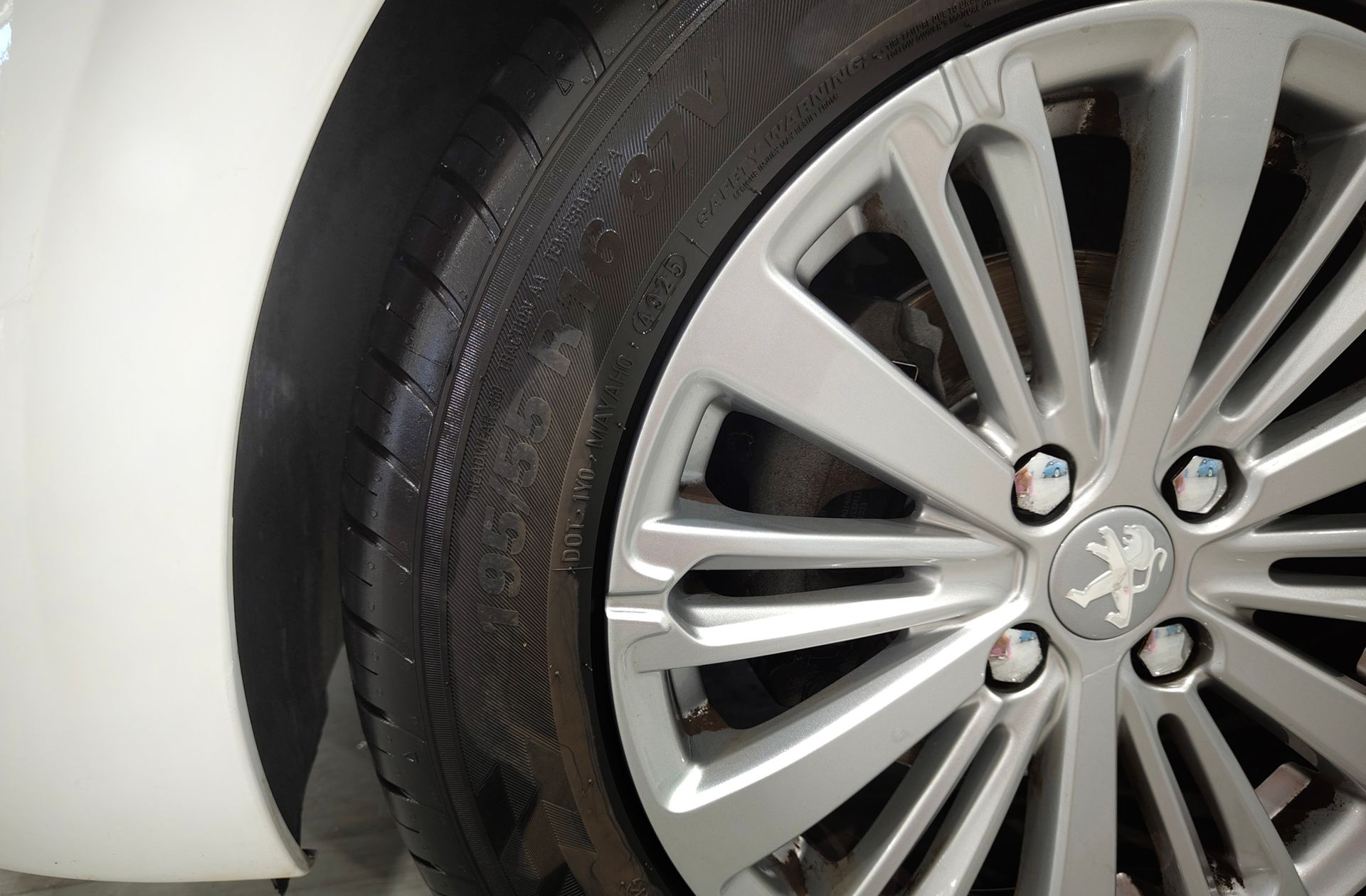 Peugeot 208 PureTech 82 Style - foto 35