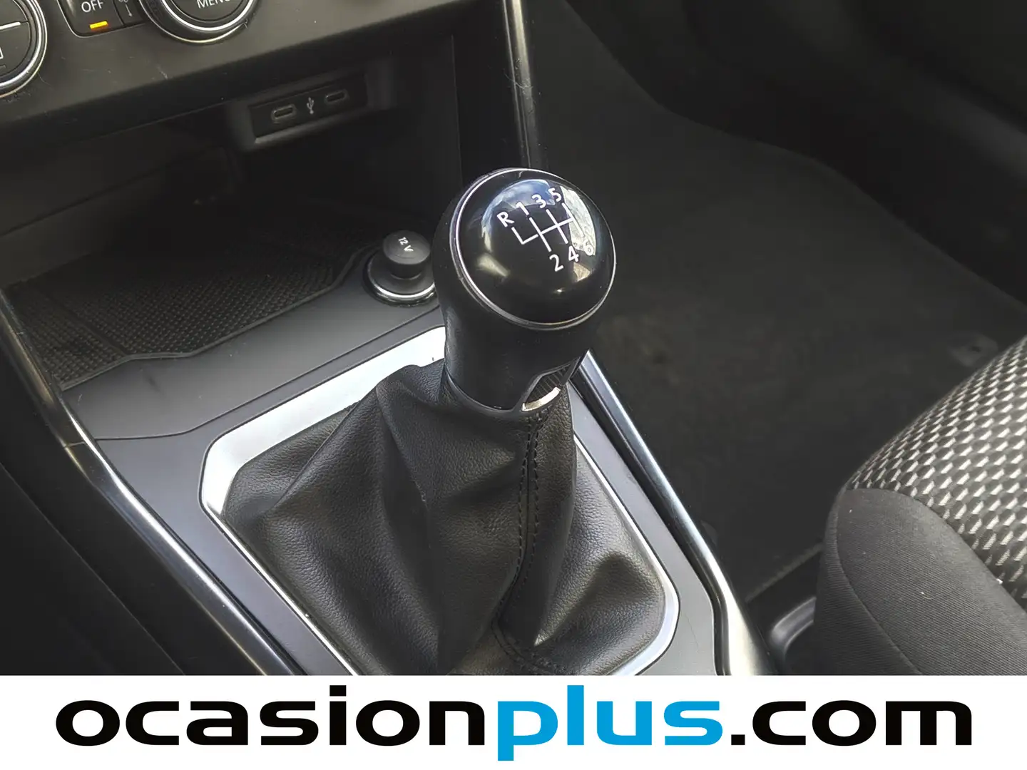 Foto Volkswagen T-Roc Volkswagen T-Roc Edition 1.0 TSI (110 CV)