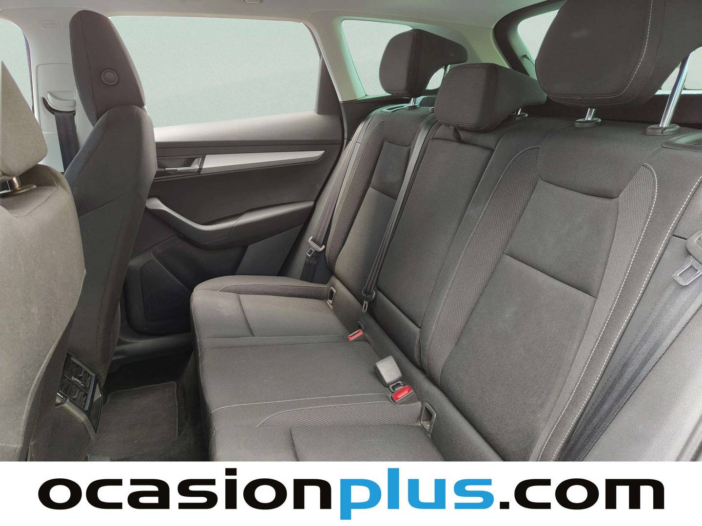 Foto asientos traseros Skoda Karoq Skoda Karoq 1.5 TSI ACT Selection DSG (150 CV)