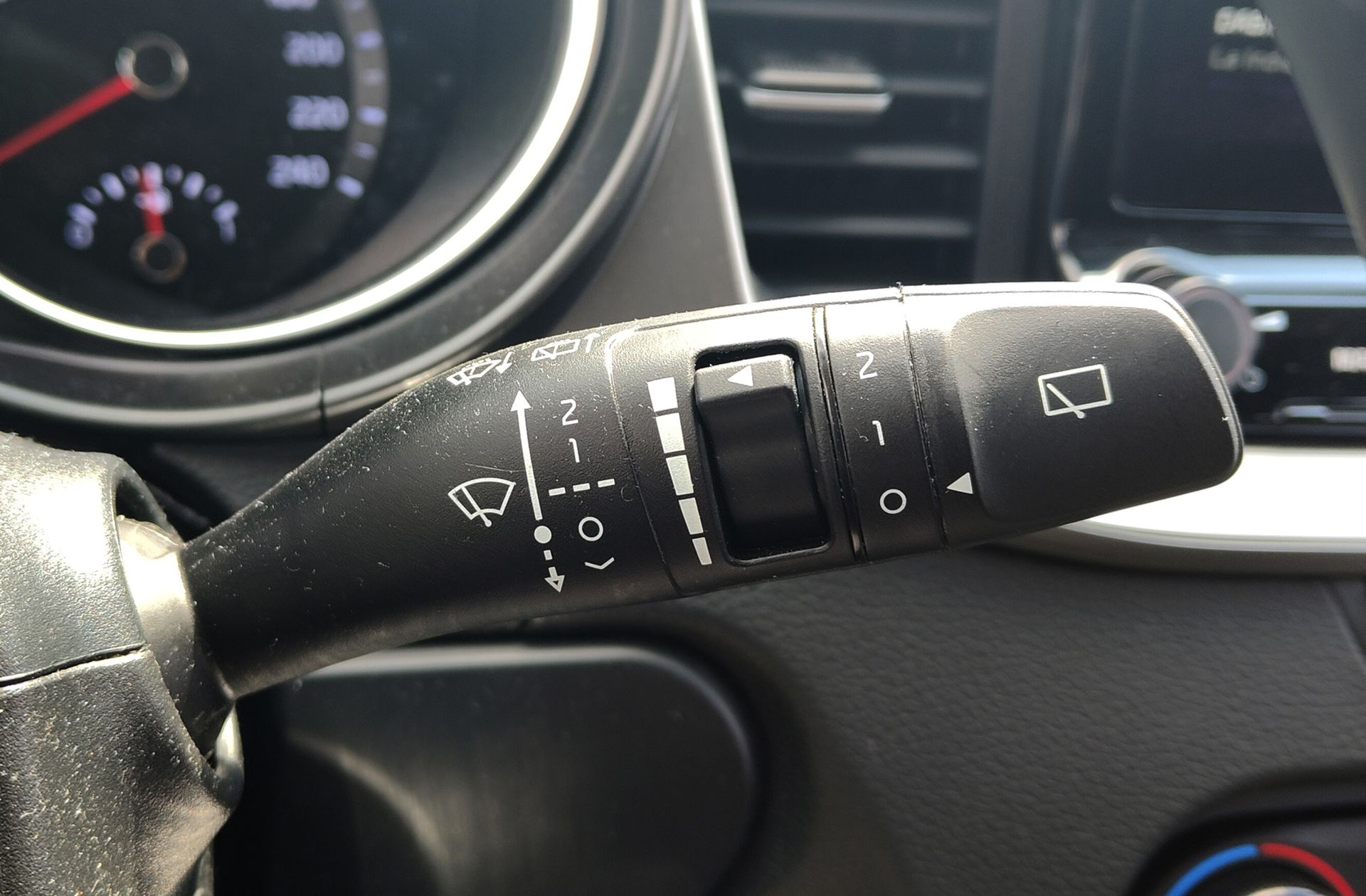 Kia XCeed 1.0 T-GDi Drive - foto 27