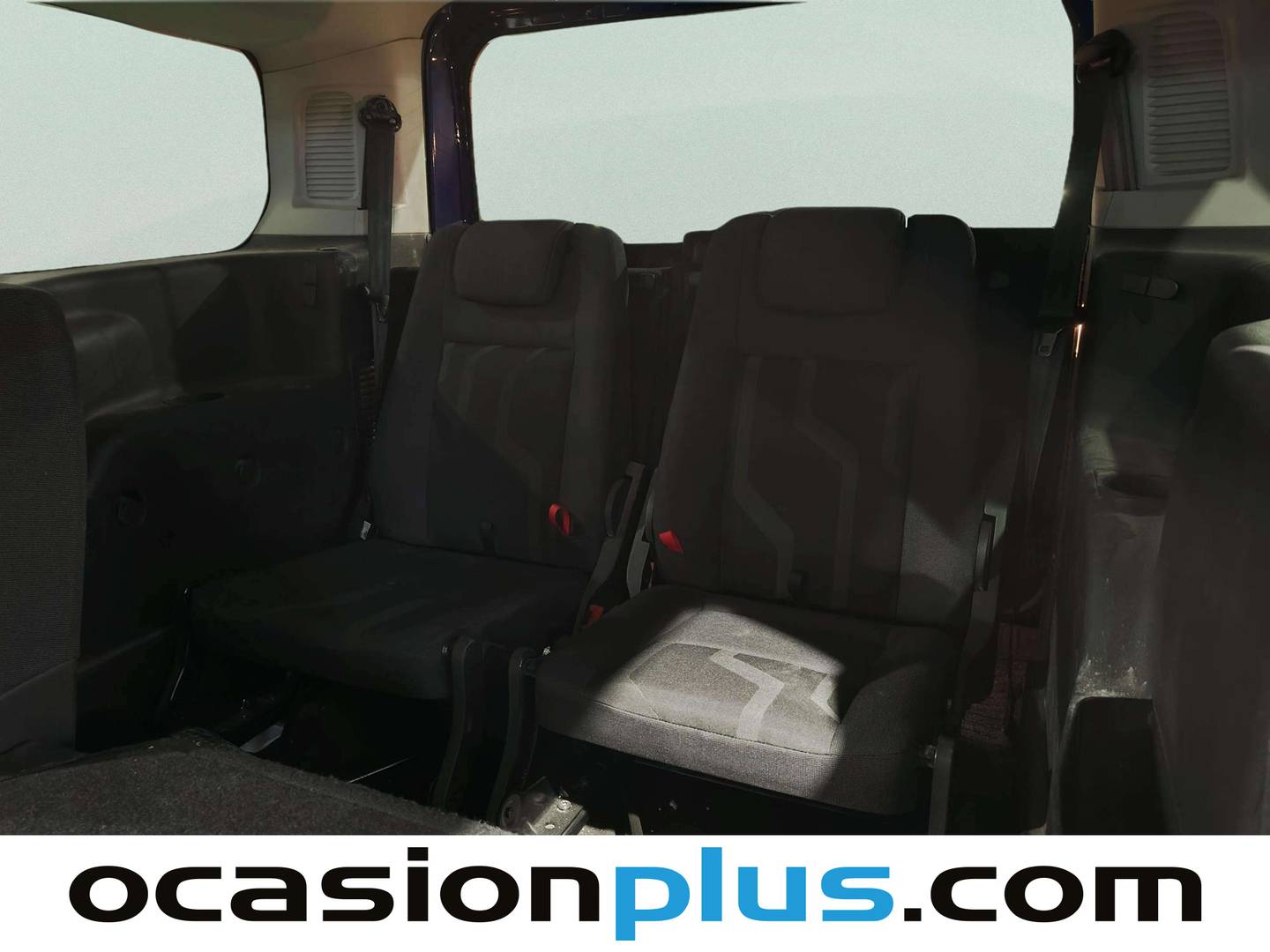 Extras y acabados del Ford Transit Connect Ford Transit Connect Kombi 1.5 TDCI S&S Trend 230 L2 (120 CV) 7 Plazas