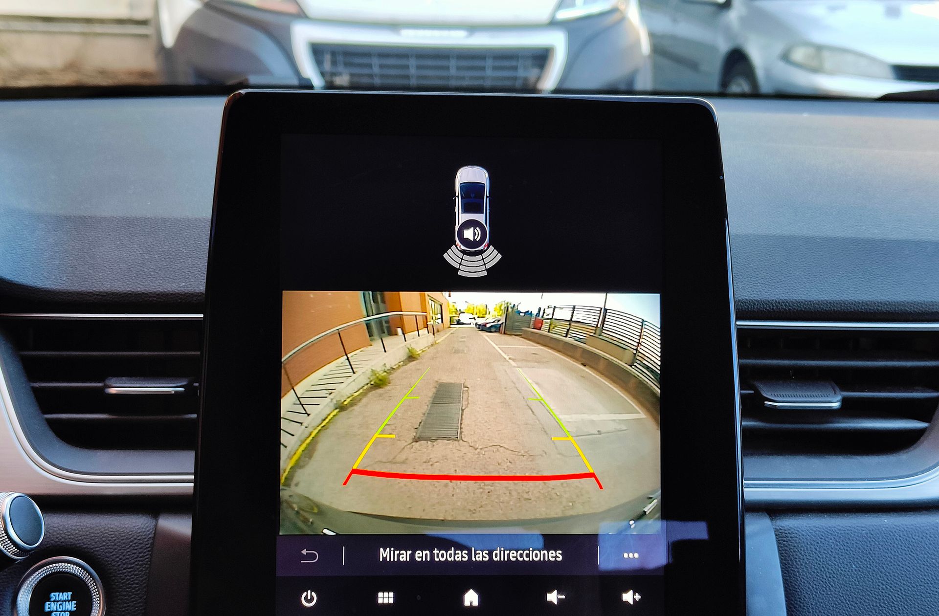 Renault Captur Zen E-Tech Híbrido enchufable - foto 9