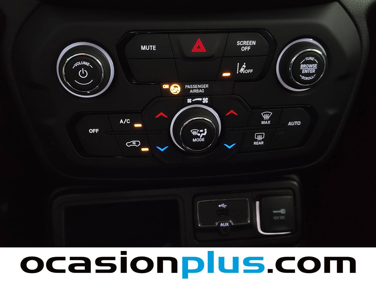Equipamiento del Jeep Renegade Jeep Renegade 1.0G Night Eagle II 4x2 (120 CV)