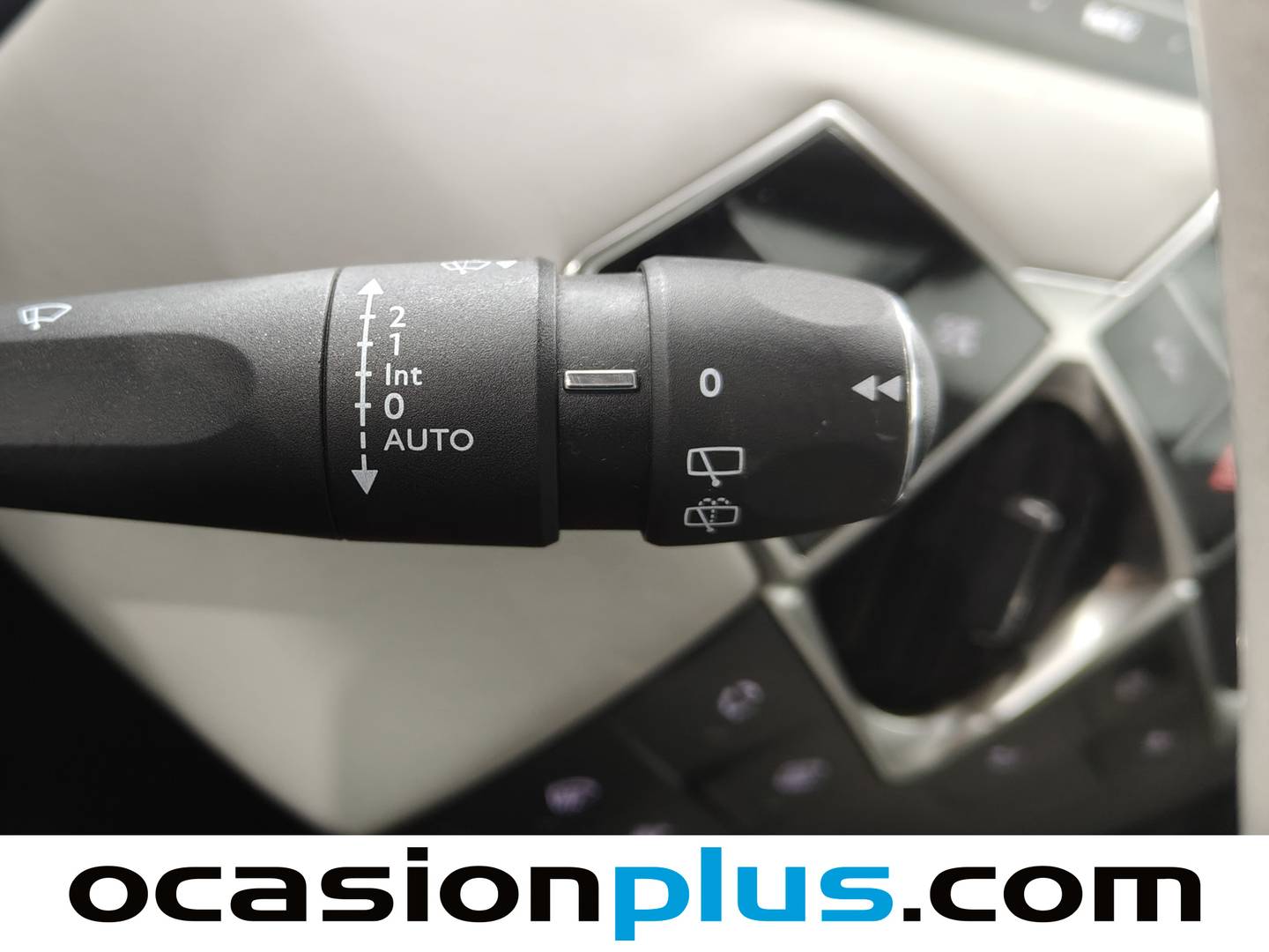 Foto DS DS 3 Crossback DS DS3 Crossback BlueHDi 110 So Chic  (110 CV)