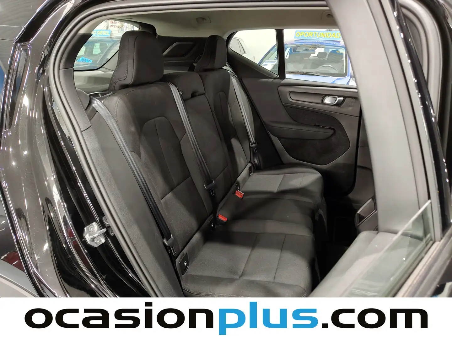 Foto Volvo XC40 Volvo XC40 T2 Momentum Core (129 CV)