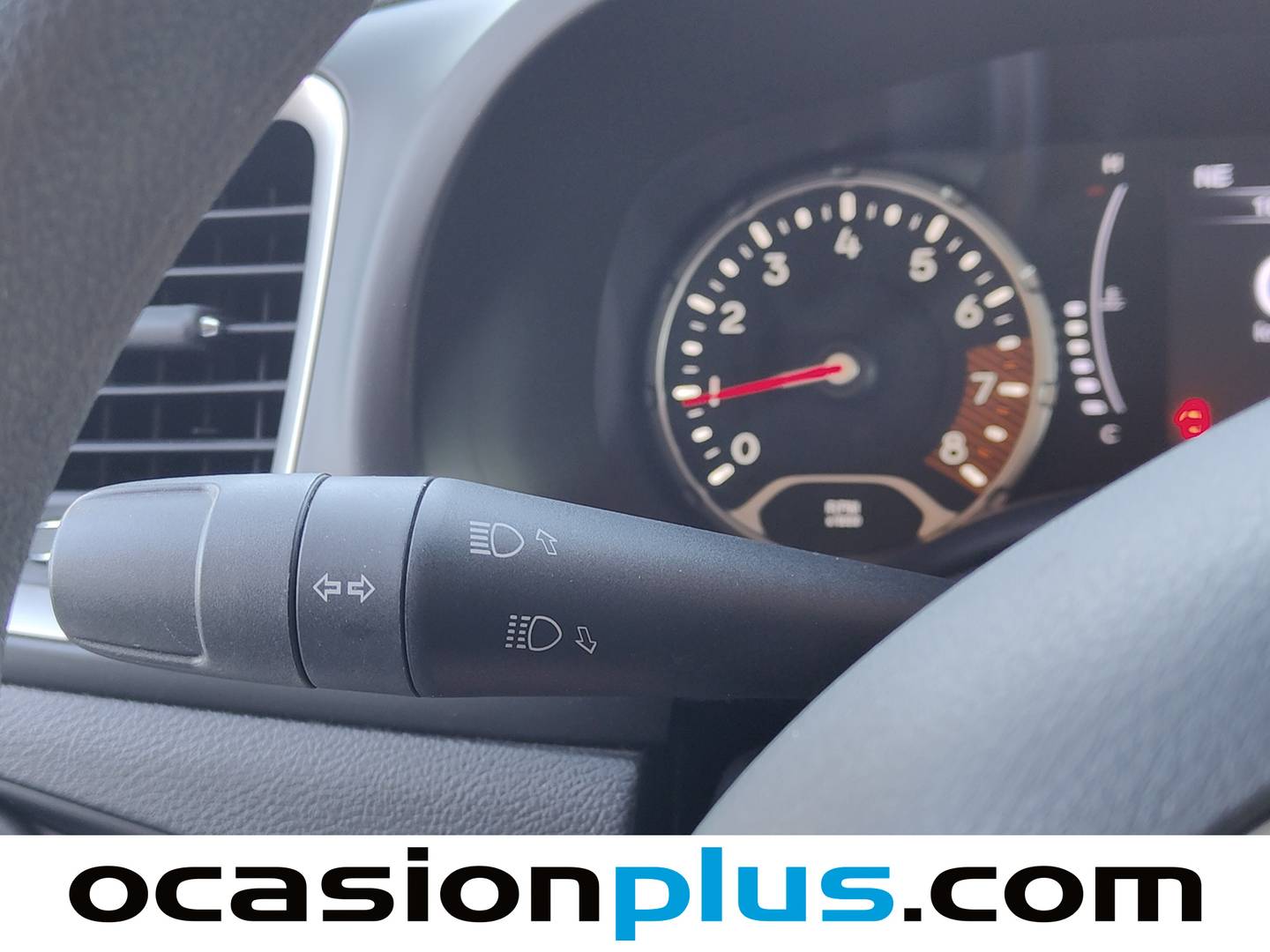 Equipamiento del Jeep Renegade Jeep Renegade 1.0G Sport Plus 4x2 (120 CV)