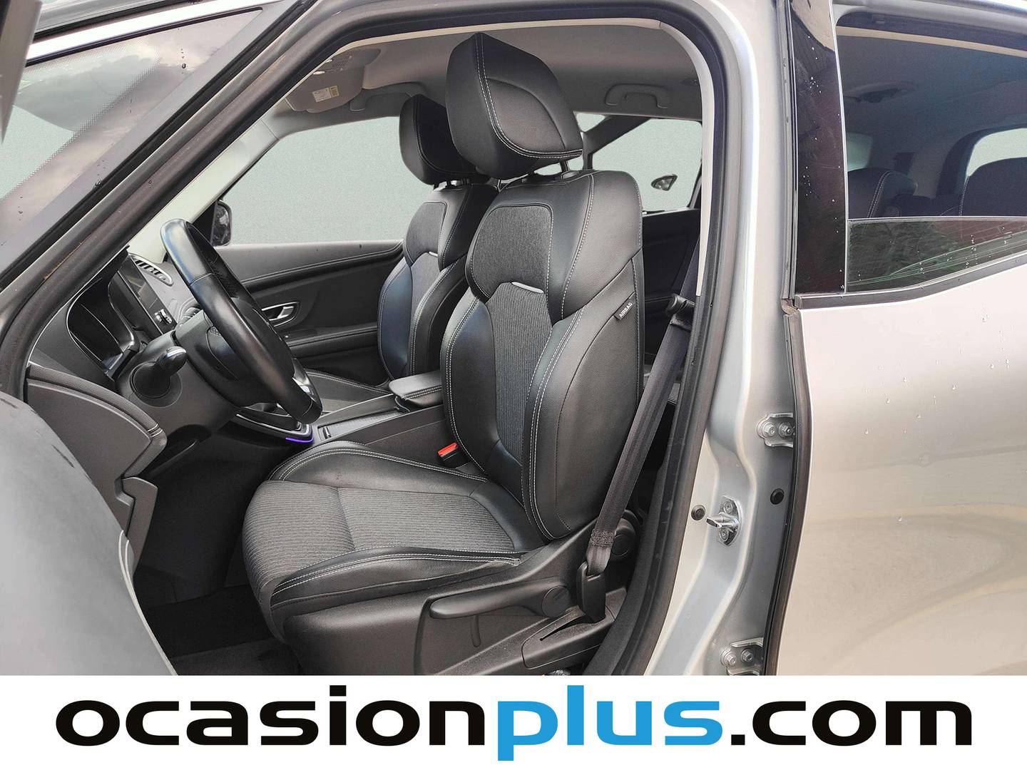 Foto asientos traseros Renault Grand Scénic Renault Grand Scenic Zen TCe (140 CV) GPF 7 Plazas