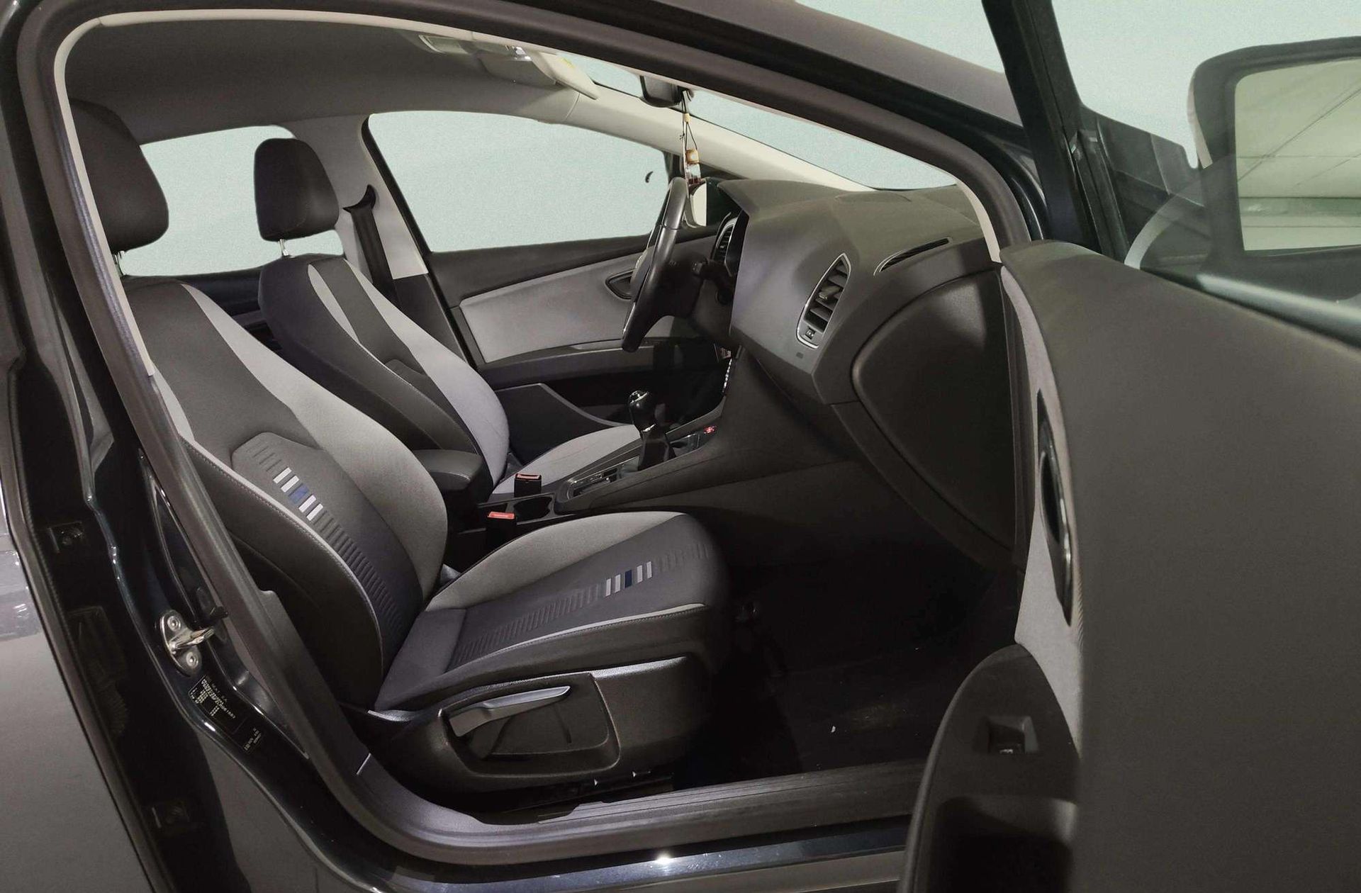 SEAT León 1.6 TDI Style Visio Edition Nav - foto 19