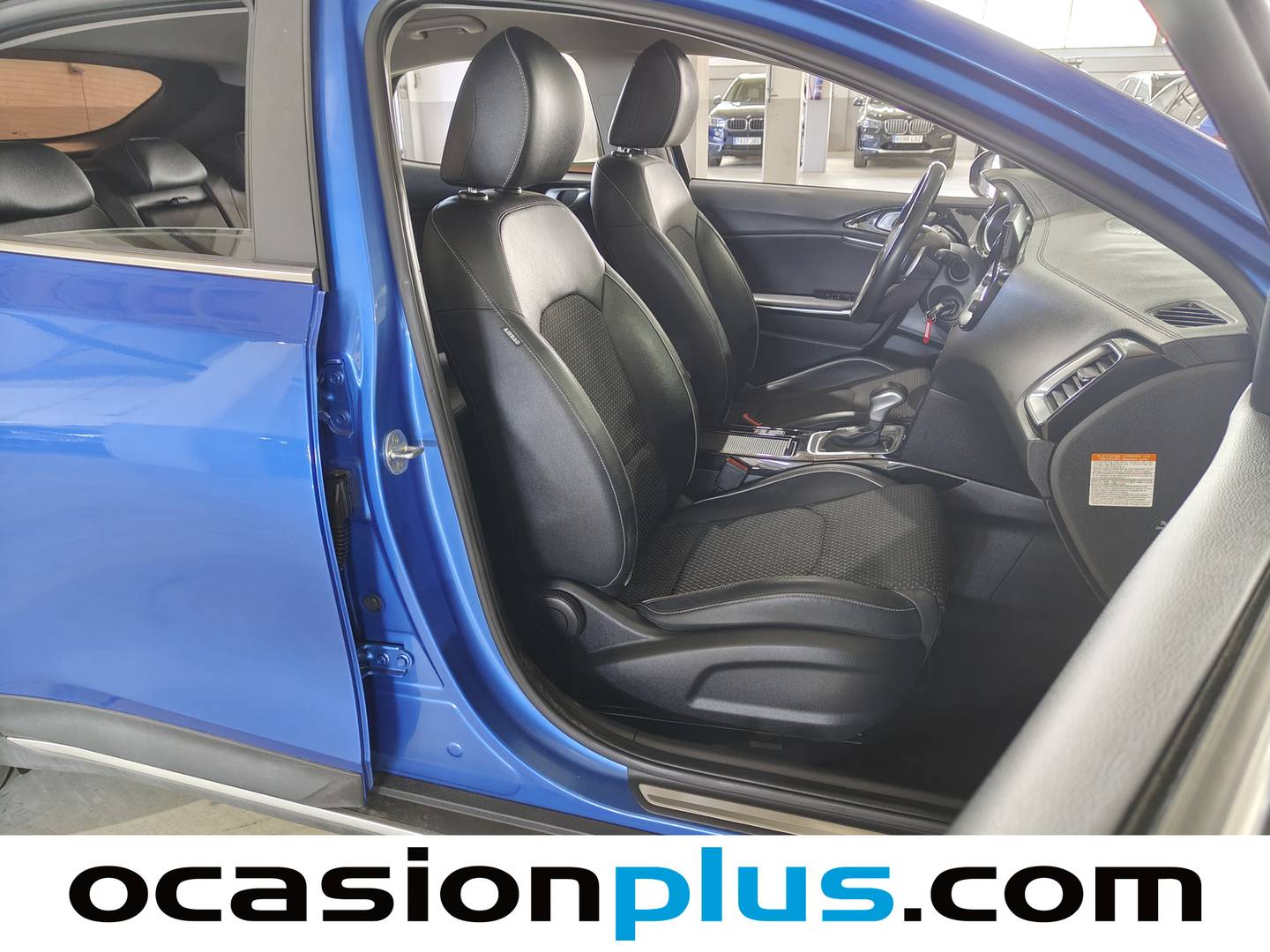 Foto KIA XCeed Kia XCeed 1.6 MHEV Tech DCT (136 CV)