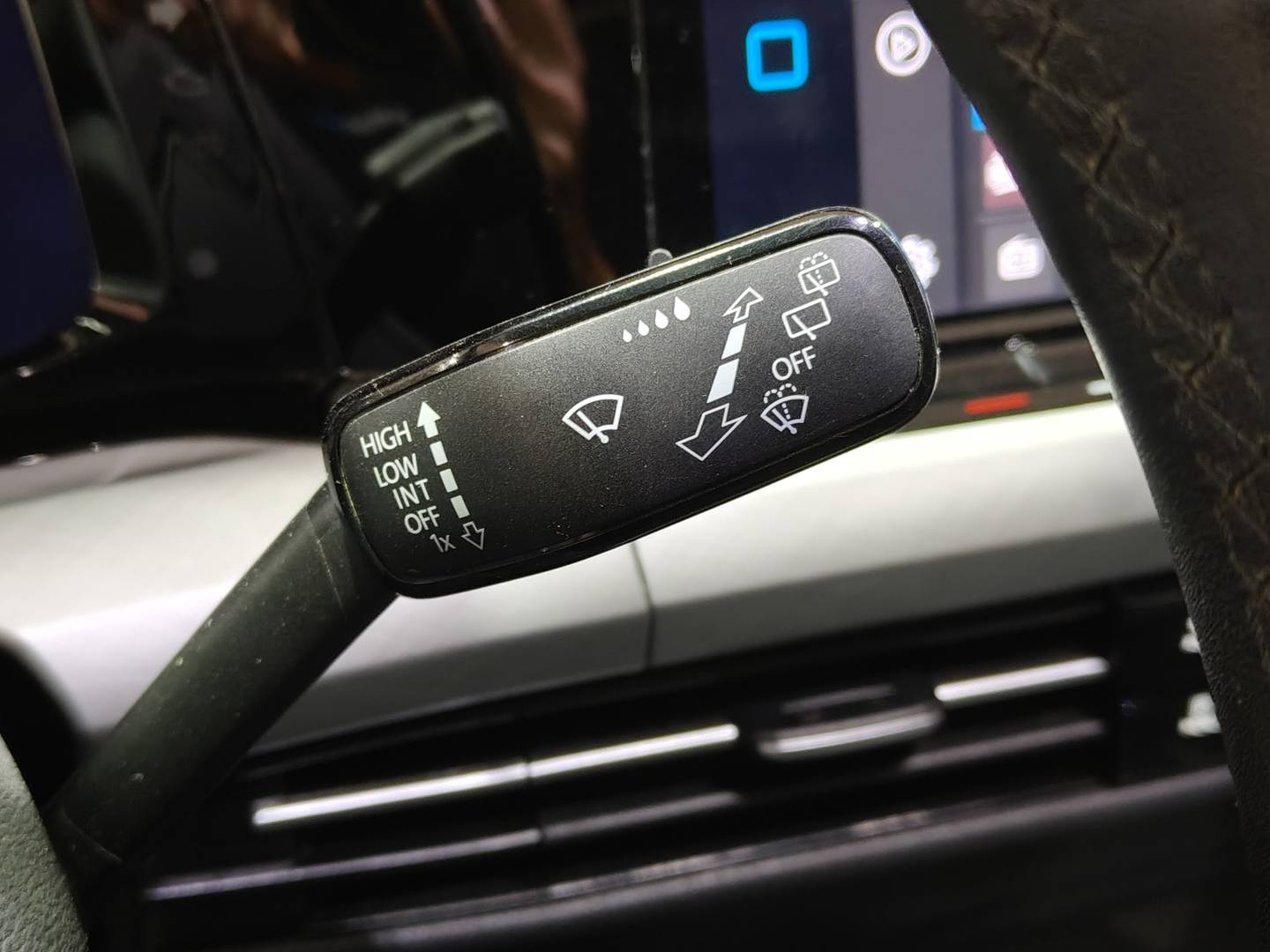 Foto Volkswagen Golf Volkswagen Golf Life 2.0 TDI (115 CV)