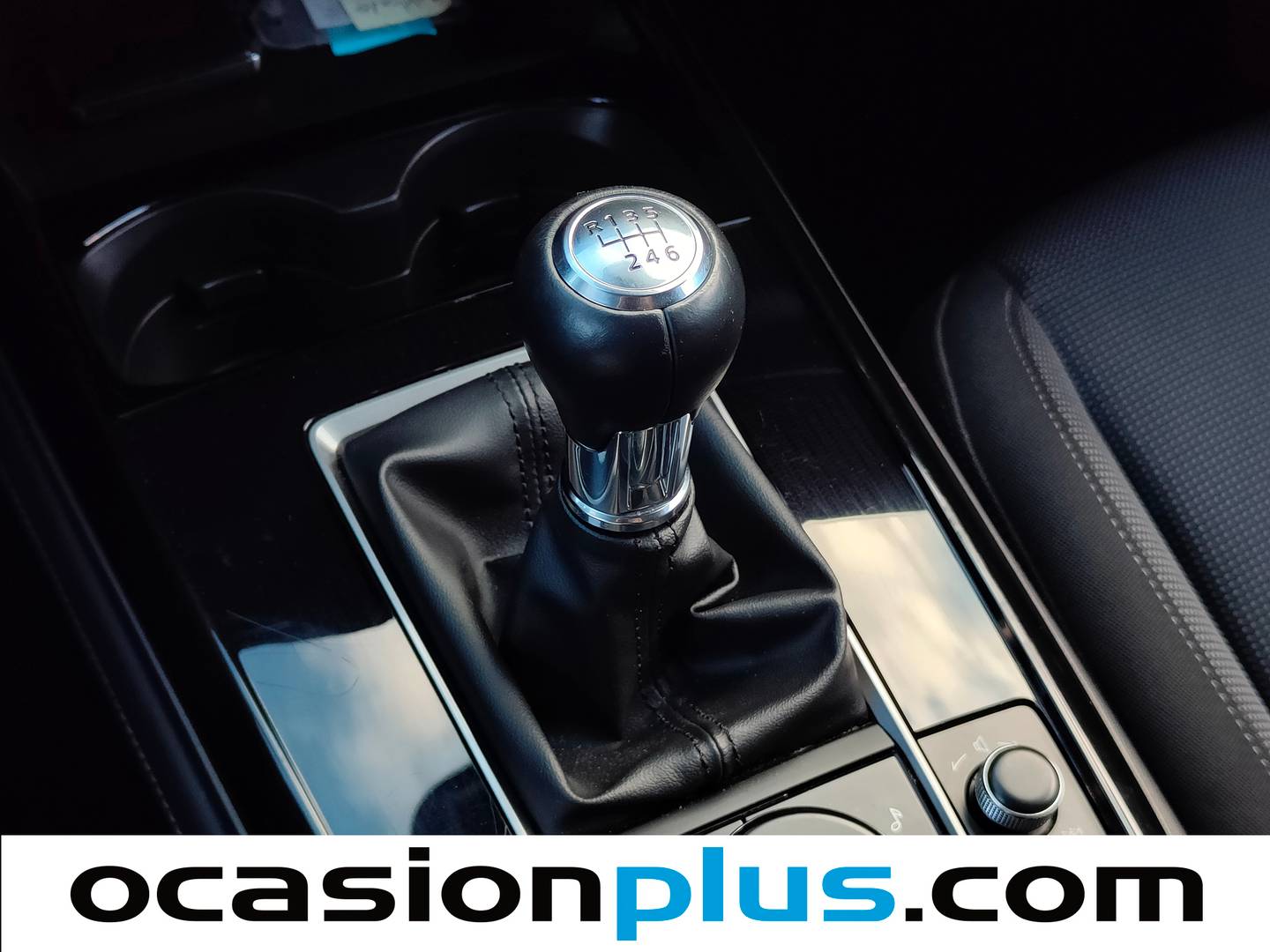 Foto Mazda CX-30 Mazda CX-30 2.5 e-Skyactive G MHEV Prime-Line (140 CV)