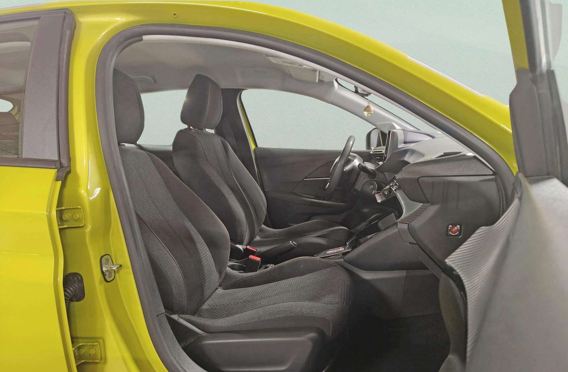 Peugeot 208 Style Hybrid 110 eDCS6 - foto 18