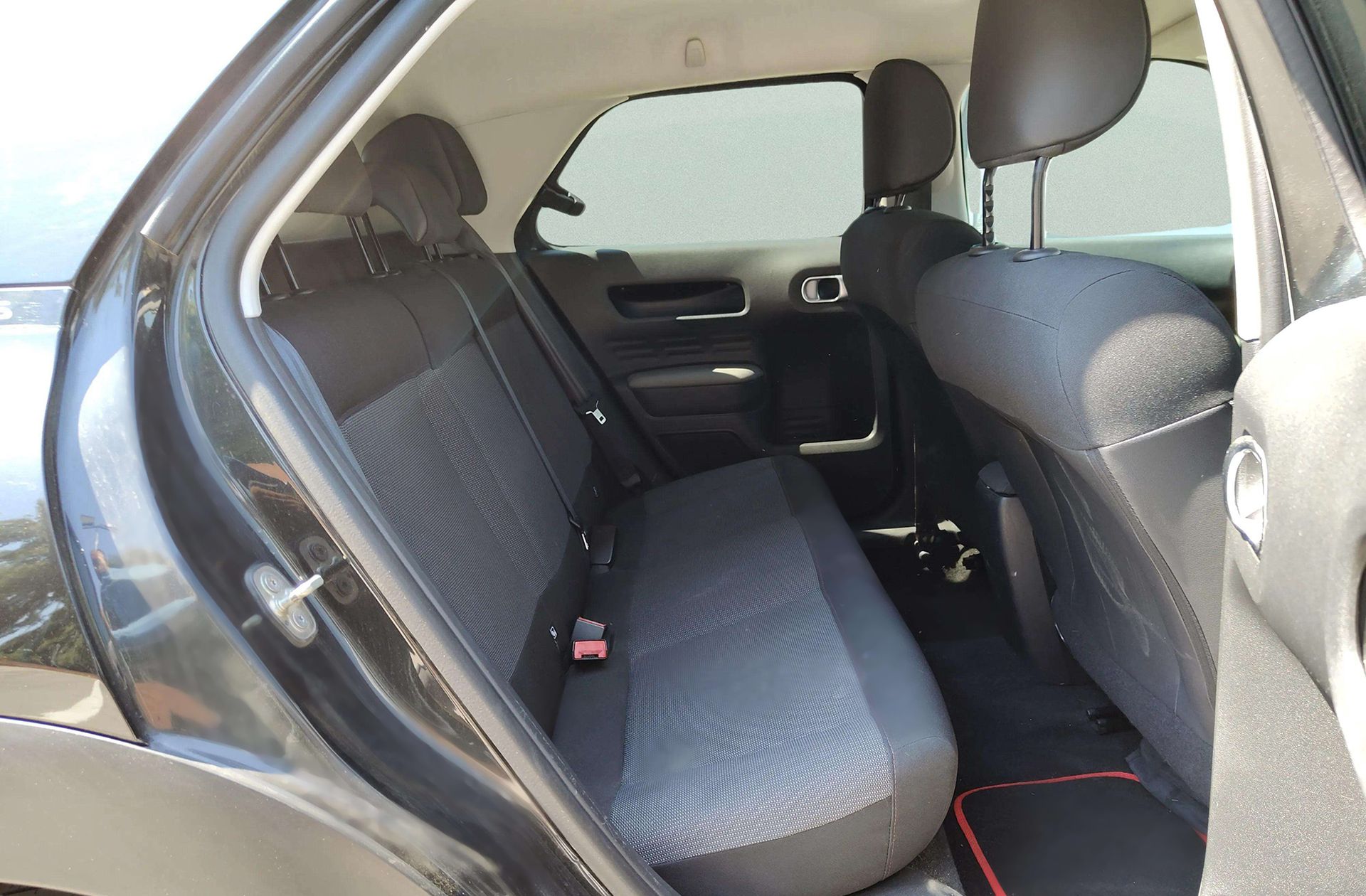 Citroën C4 Cactus BlueHDi 100 Feel - foto 15