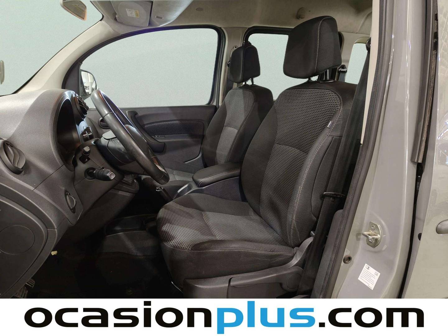 Foto asientos delanteros Mercedes Citan Mercedes-Benz Citan 111 CDI Tourer Select Largo (110 CV)