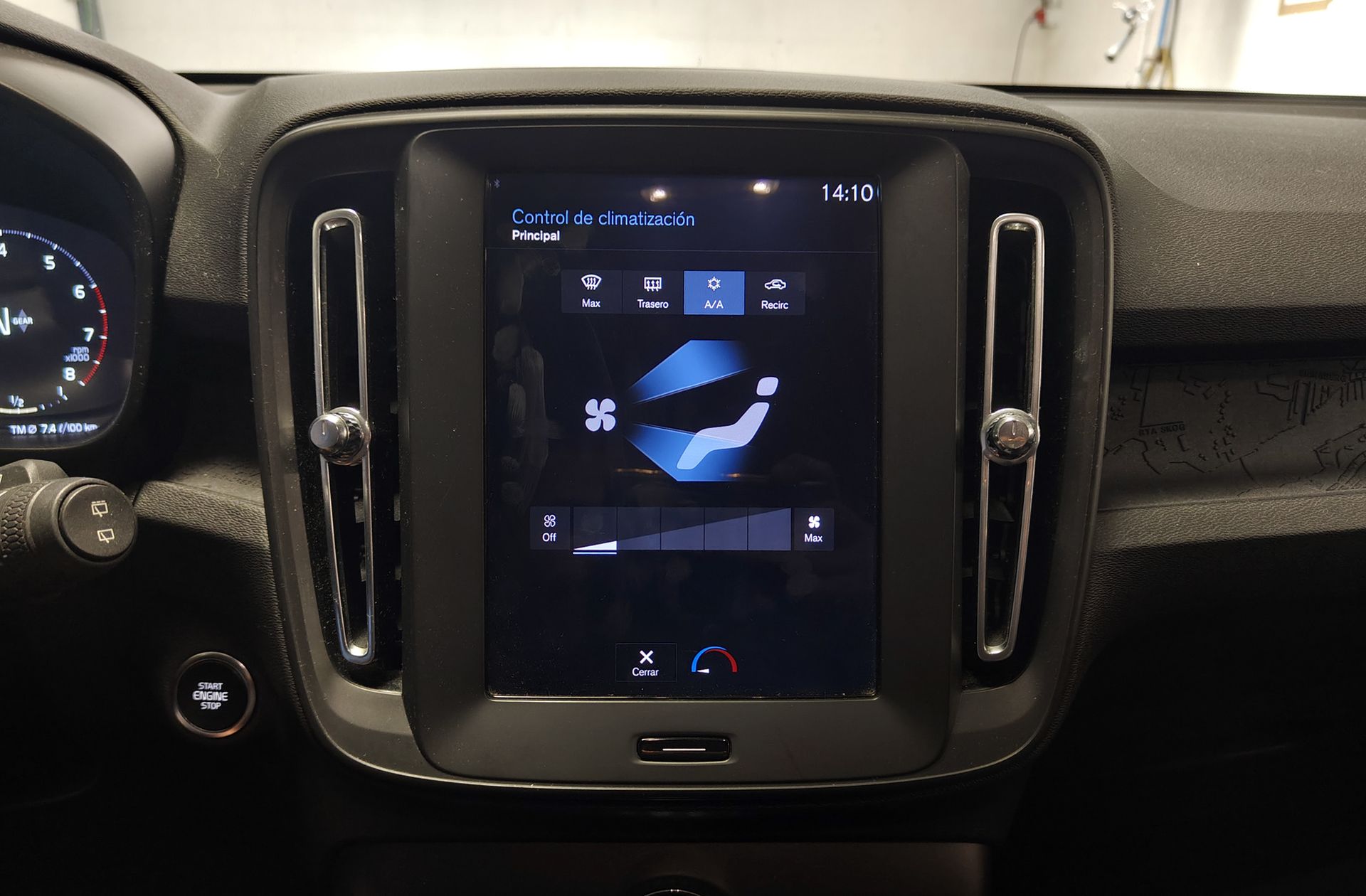 Volvo XC40 T3 - foto 31