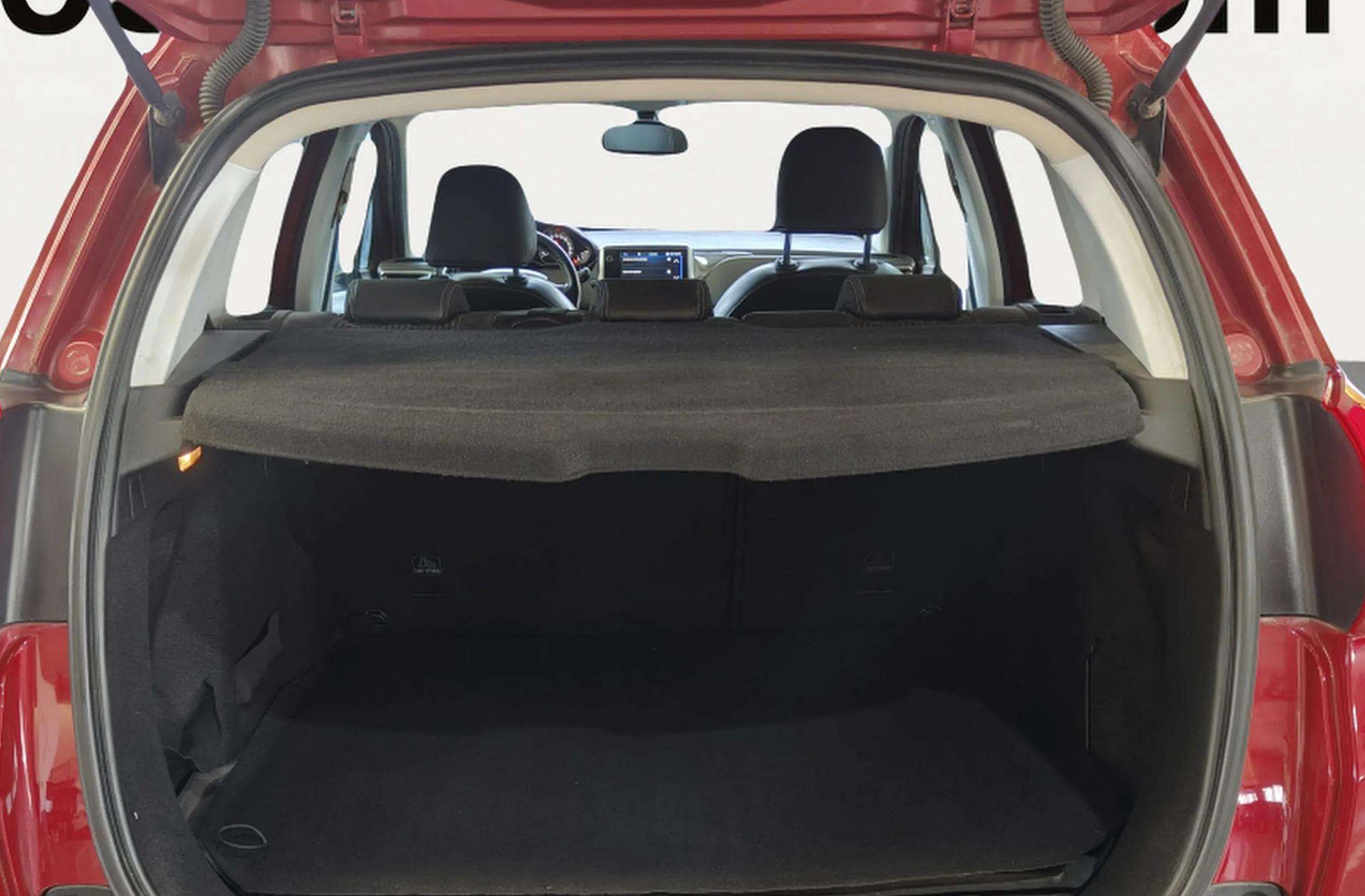 Peugeot 2008 BlueHDi 100 Allure - foto 17