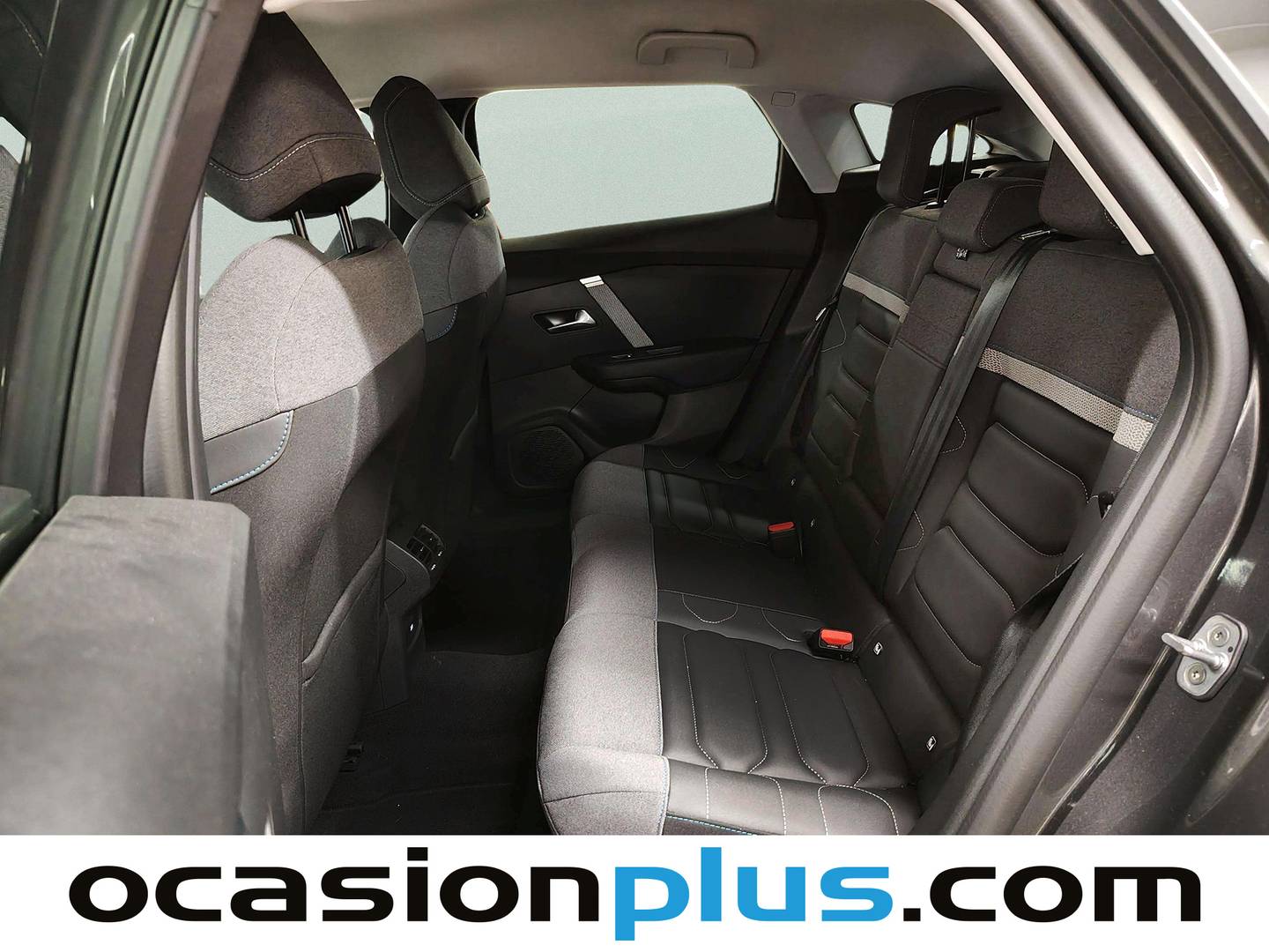 Foto asientos traseros Citroën C4 Citroën C4 Hybrid 136 e-DCS6 Max (136 CV)