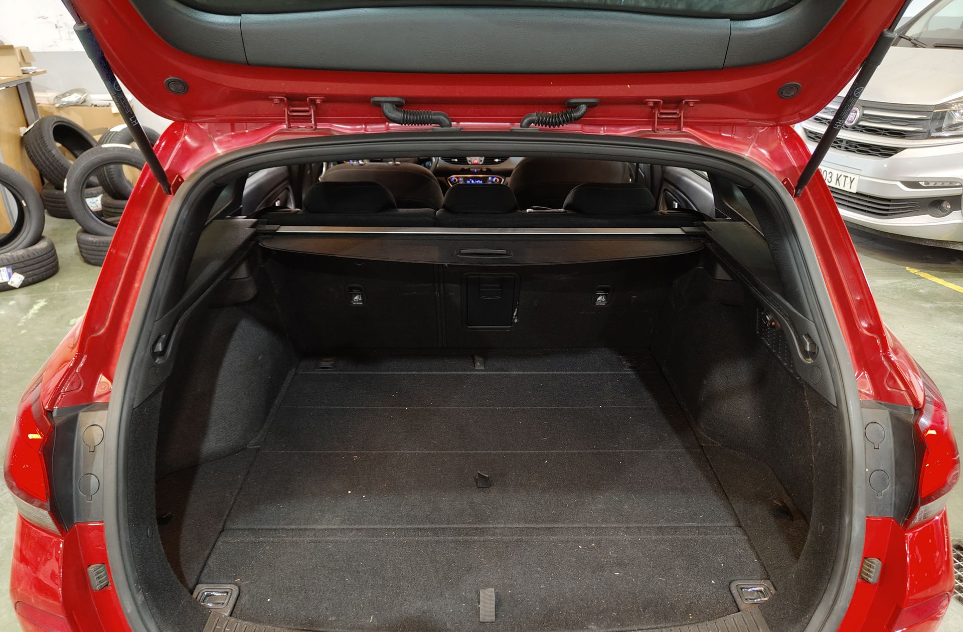 Hyundai i30 CW CW 1.4 T-GDi Tecno Sky - foto 16