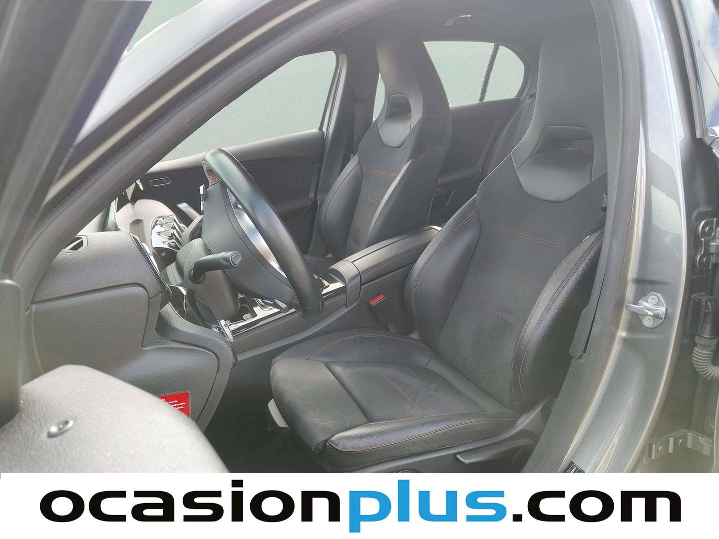 Foto asientos delanteros Mercedes Clase A Mercedes Clase A 180 d (116 CV) Pack AMG
