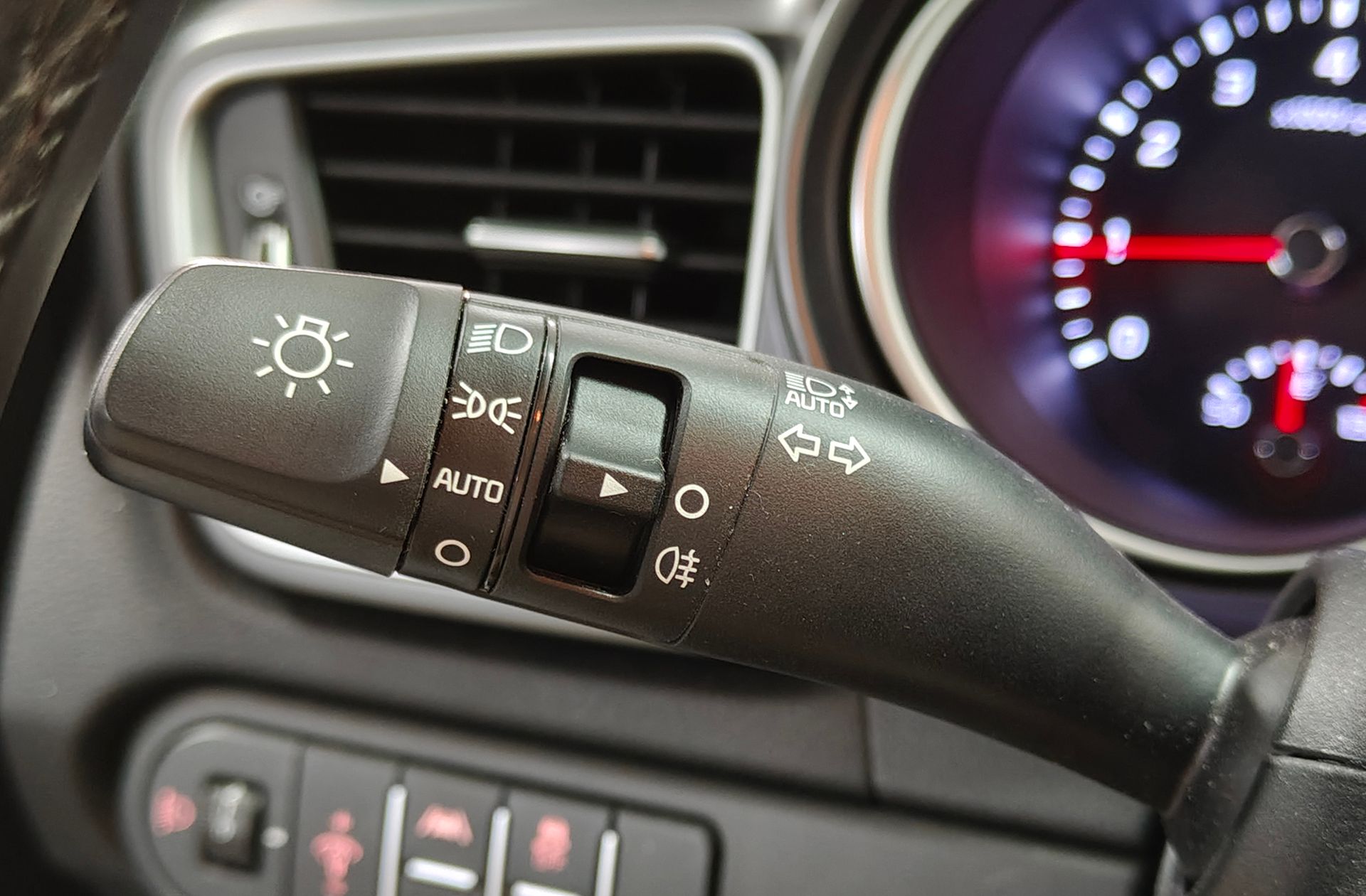 Kia Ceed 1.0 T-GDi Concept - foto 21