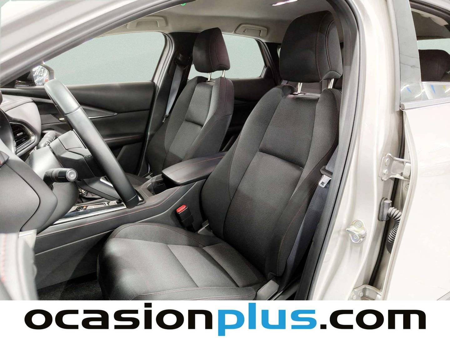 Foto asientos delanteros Mazda CX-30 Mazda CX-30 2.0 e-SKYACTIV-X Homura 2WD AT (186 CV)
