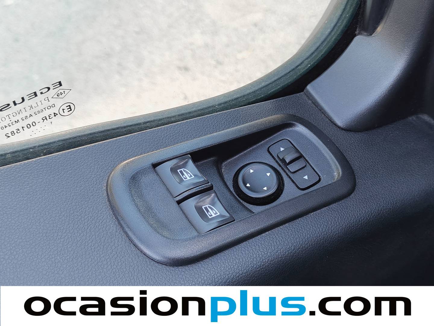 Foto Nissan NV400 Nissan NV400 Chasis Cabina 2.3 dCi L2H2 Optima (135 CV)