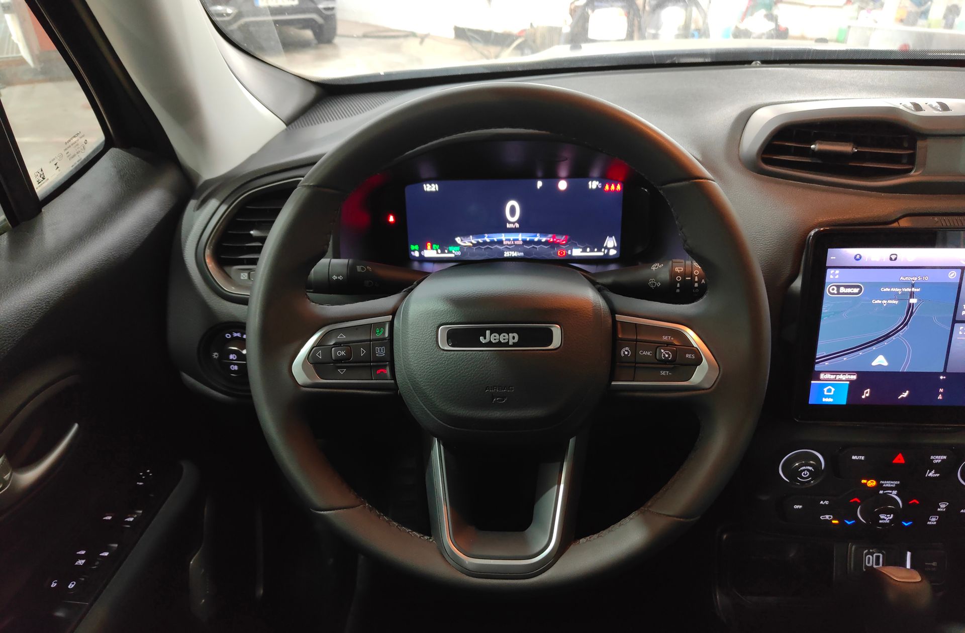 Jeep Renegade eHybrid 1.5 Limited ATX - foto 22