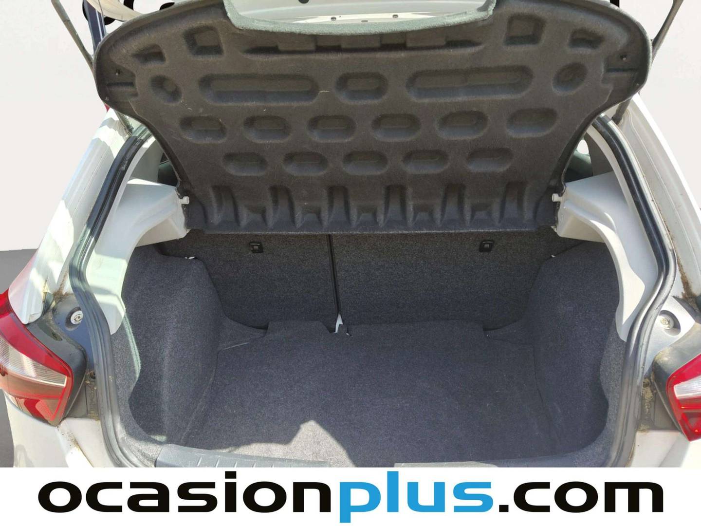 Fotos maletero Seat Ibiza Seat Ibiza 1.4 TDI Style Connect  (90 CV)