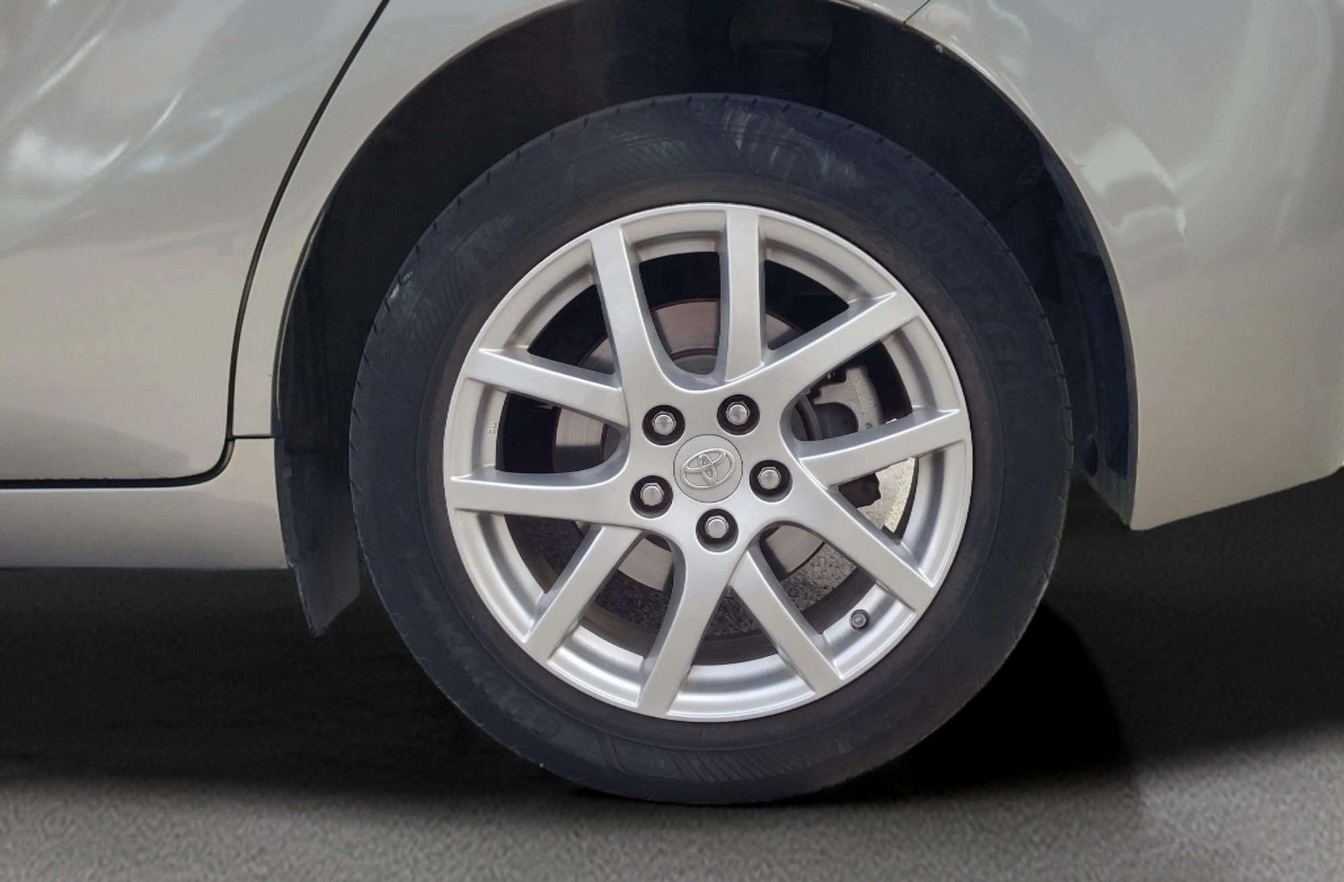 Toyota Verso 115D Advance - foto 35