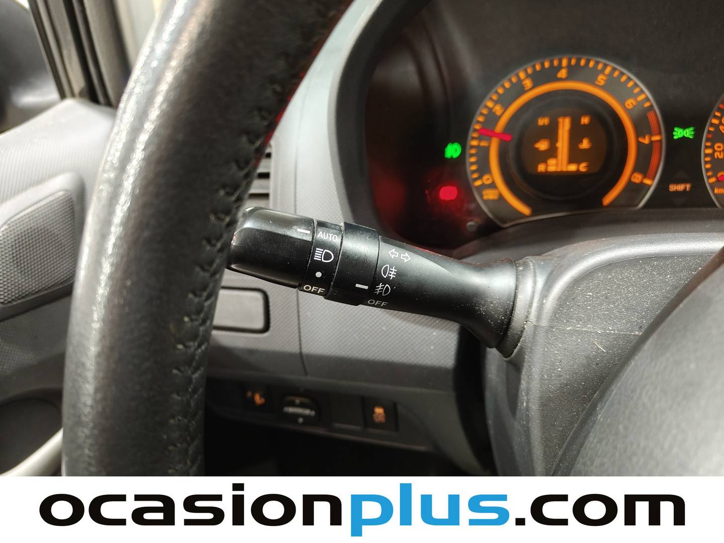 Extras y acabados del Toyota Auris Toyota Auris 1.6 VVT-I Dual Sol (124 CV)