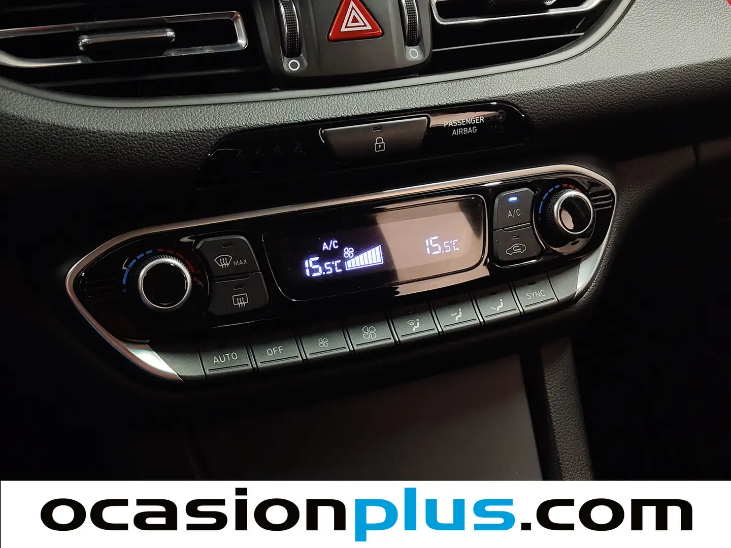 Foto Hyundai i30 Hyundai i30 1.0 TGDI 48V Tecno (120 CV)