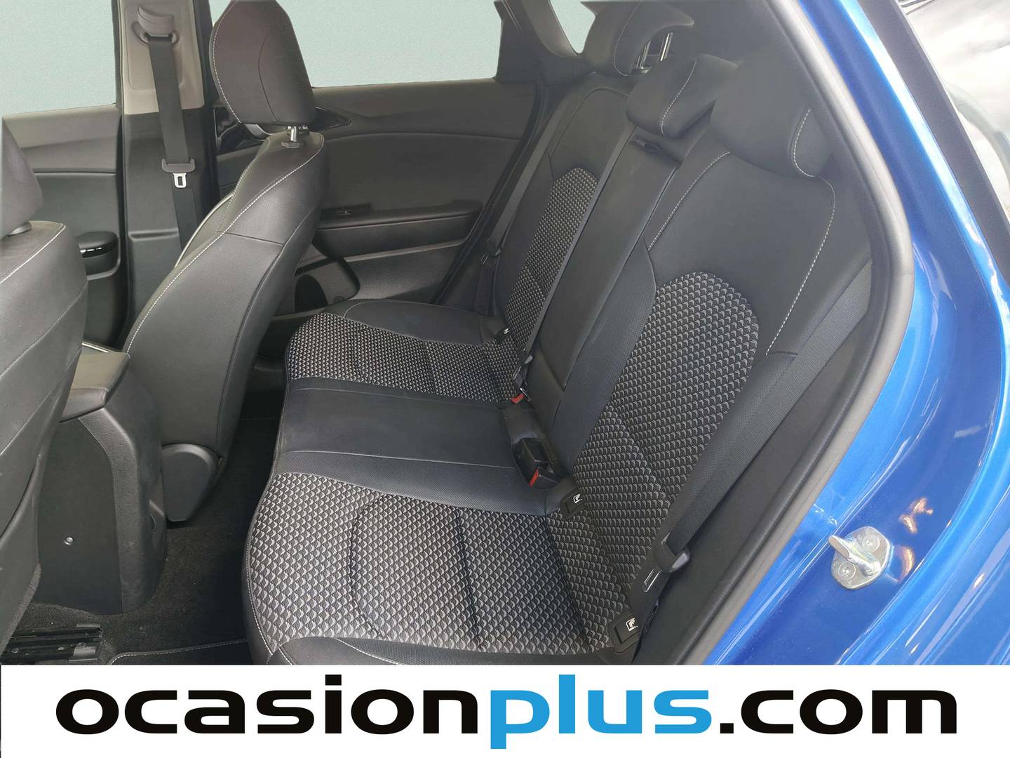 Foto asientos traseros KIA Ceed KIA Ceed 1.0 T-GDi Tech (100 CV)
