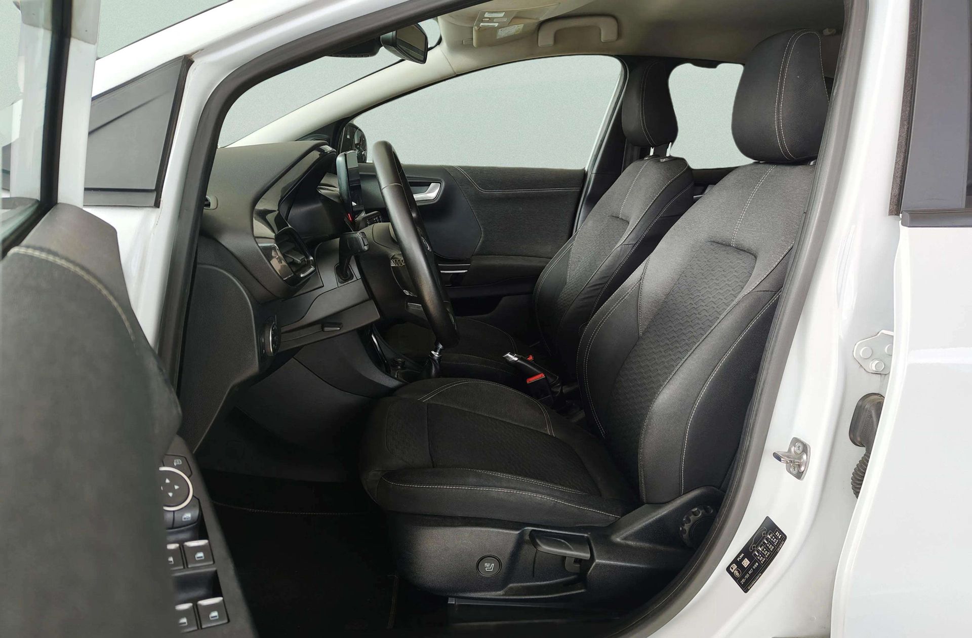 Ford Puma 1.5 EcoBlue Titanium - foto 11